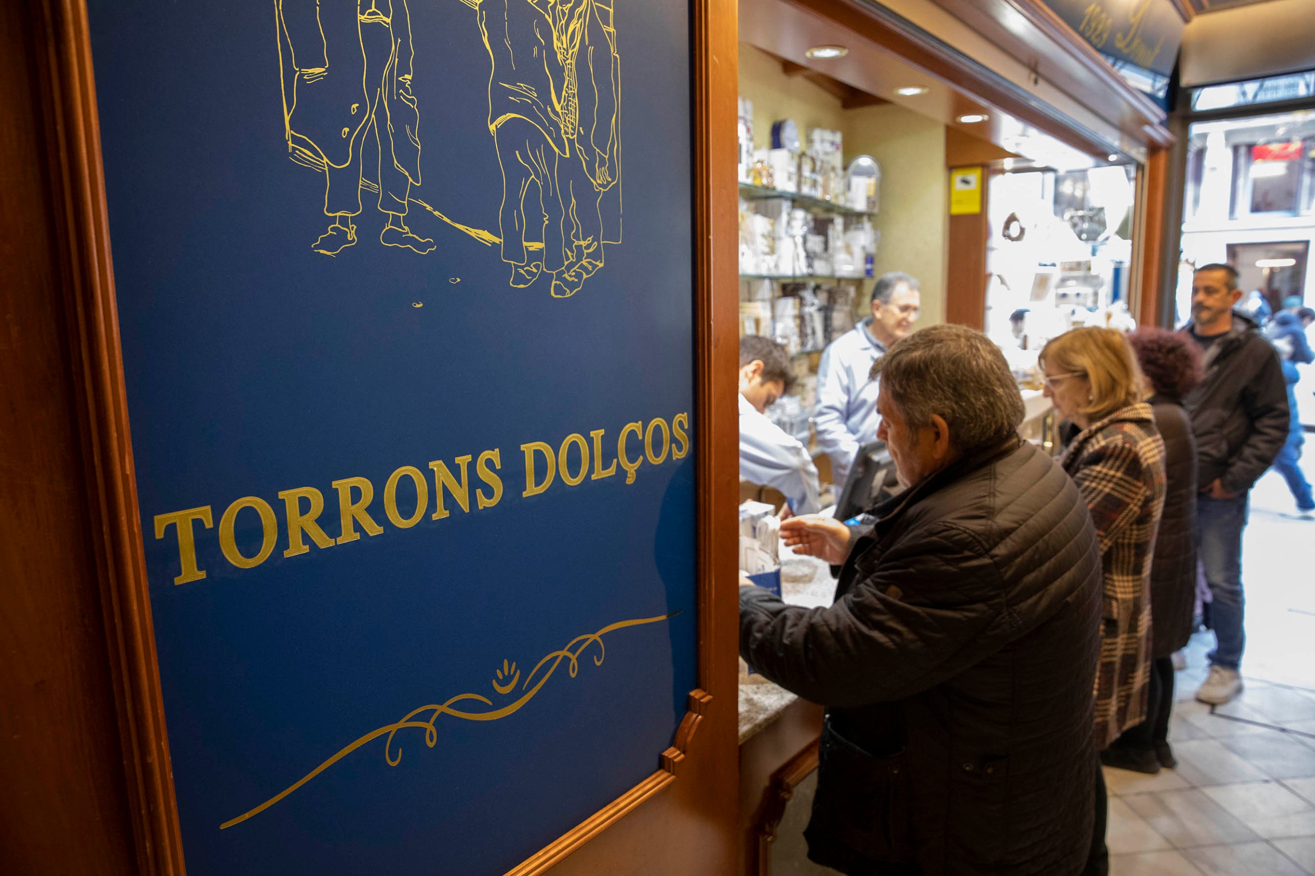 Botigues tradicionals de torrons a la zona del Portal de l'Àngel. Planelles Donat. Tradició Nadal.