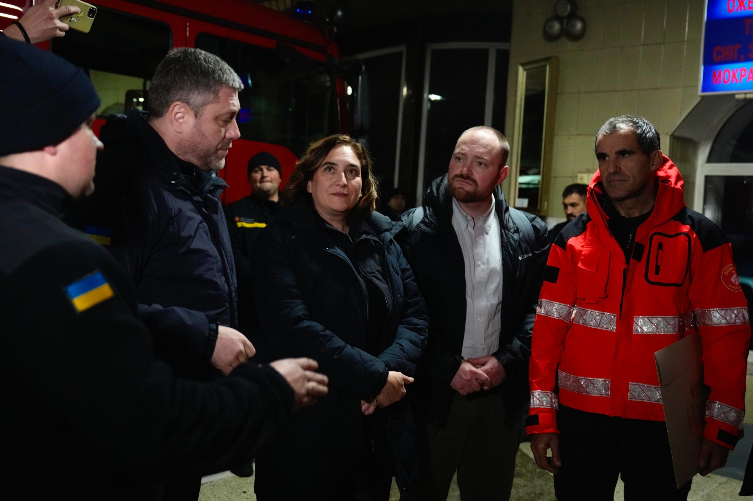 Ada Colau visita els bombers de Kíiv / Ajutnament