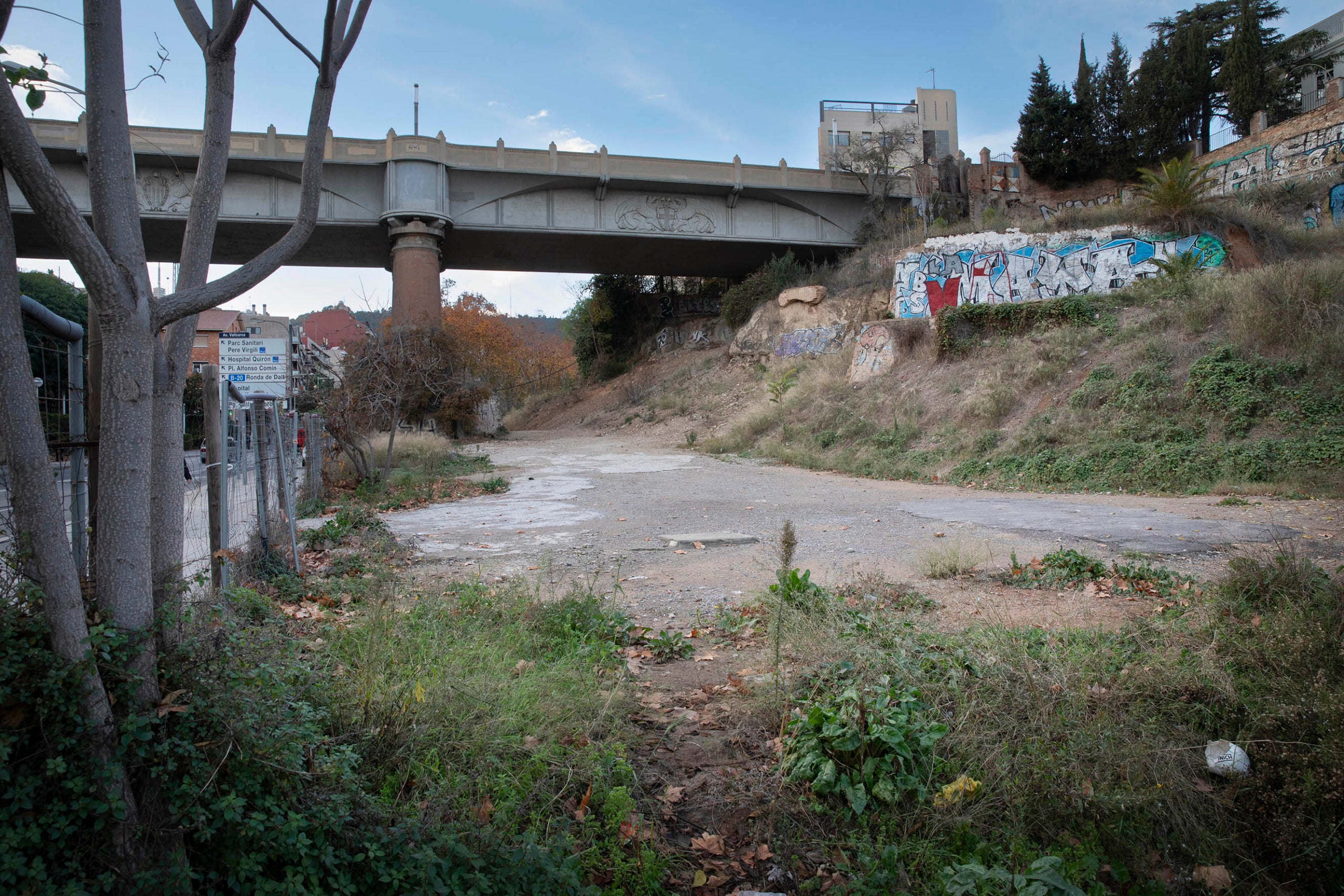 15.12.2022, Barcelona
Mala planificació urbanística a Vallcarca.
foto: Jordi Play