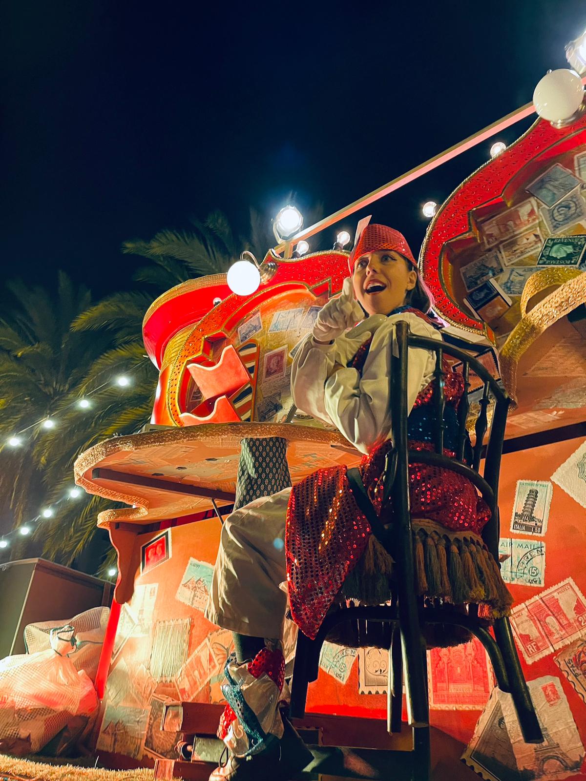 Alguna de les carteres saluda la gent | BCN Cultura