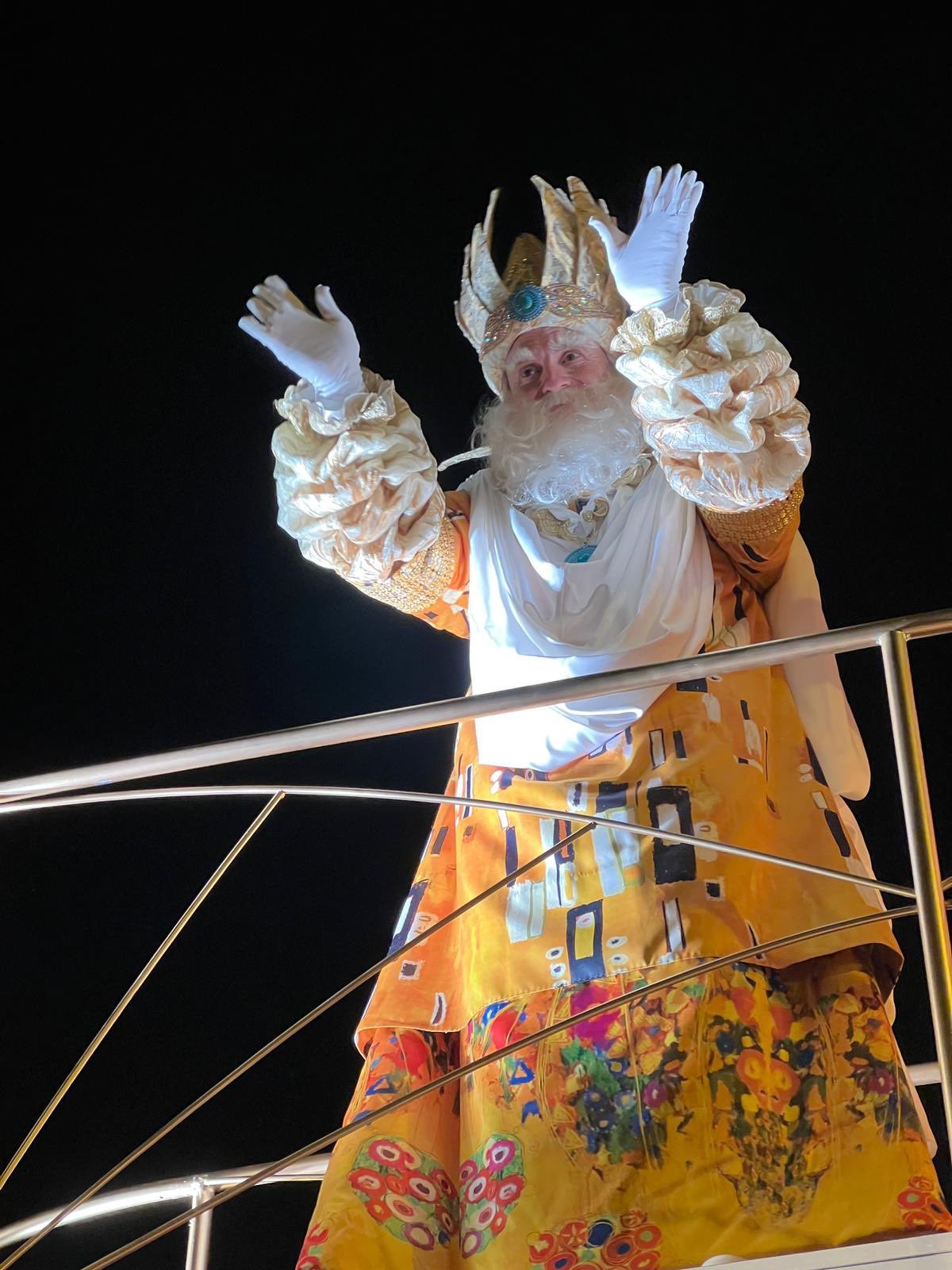 El Rei Melcior saluda els infants dret, una de les grans novetats d'enguany | BCN Cultura