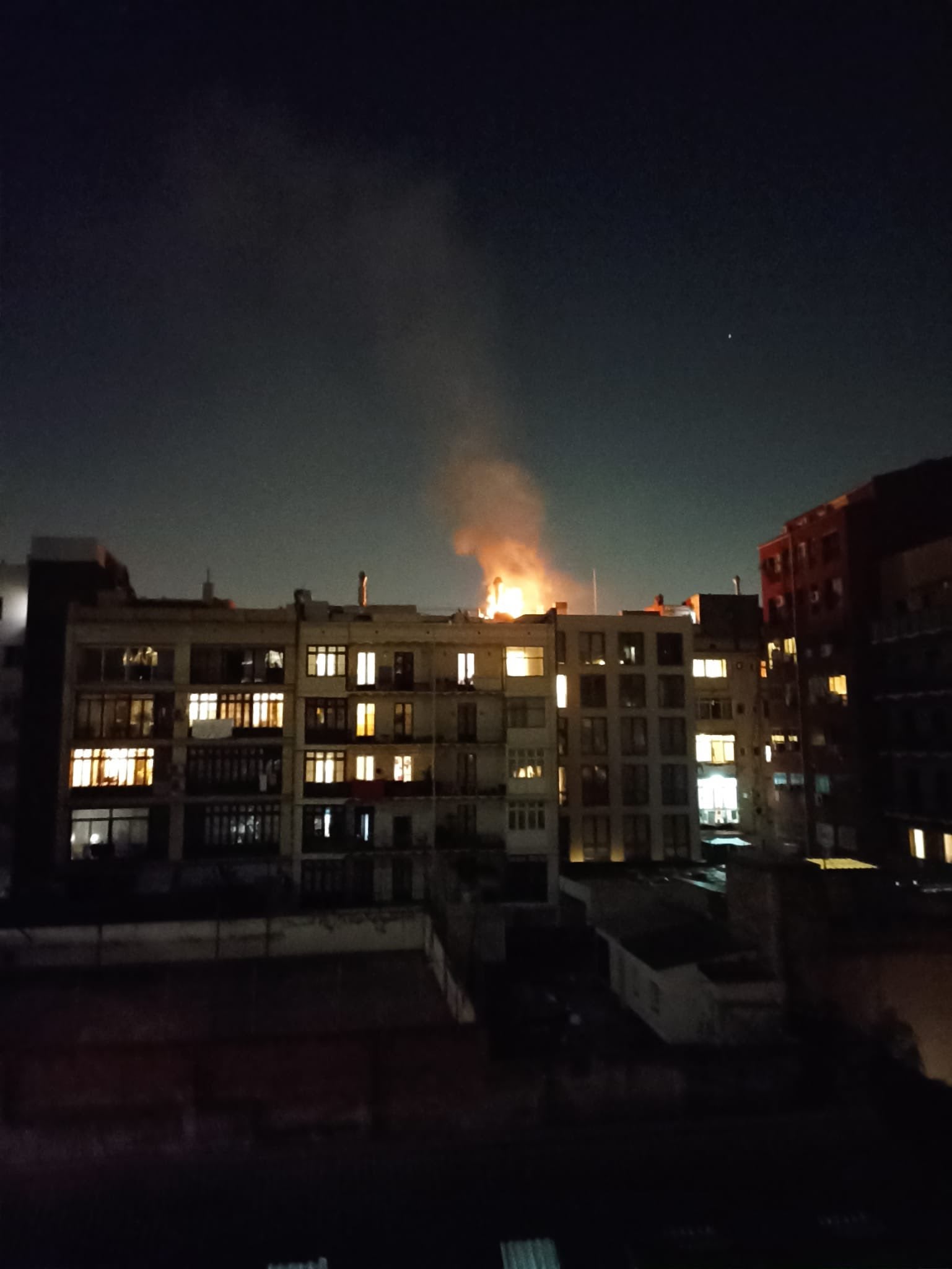 Un moment de l'incendi de la setmana passada / SOS Enric Granados