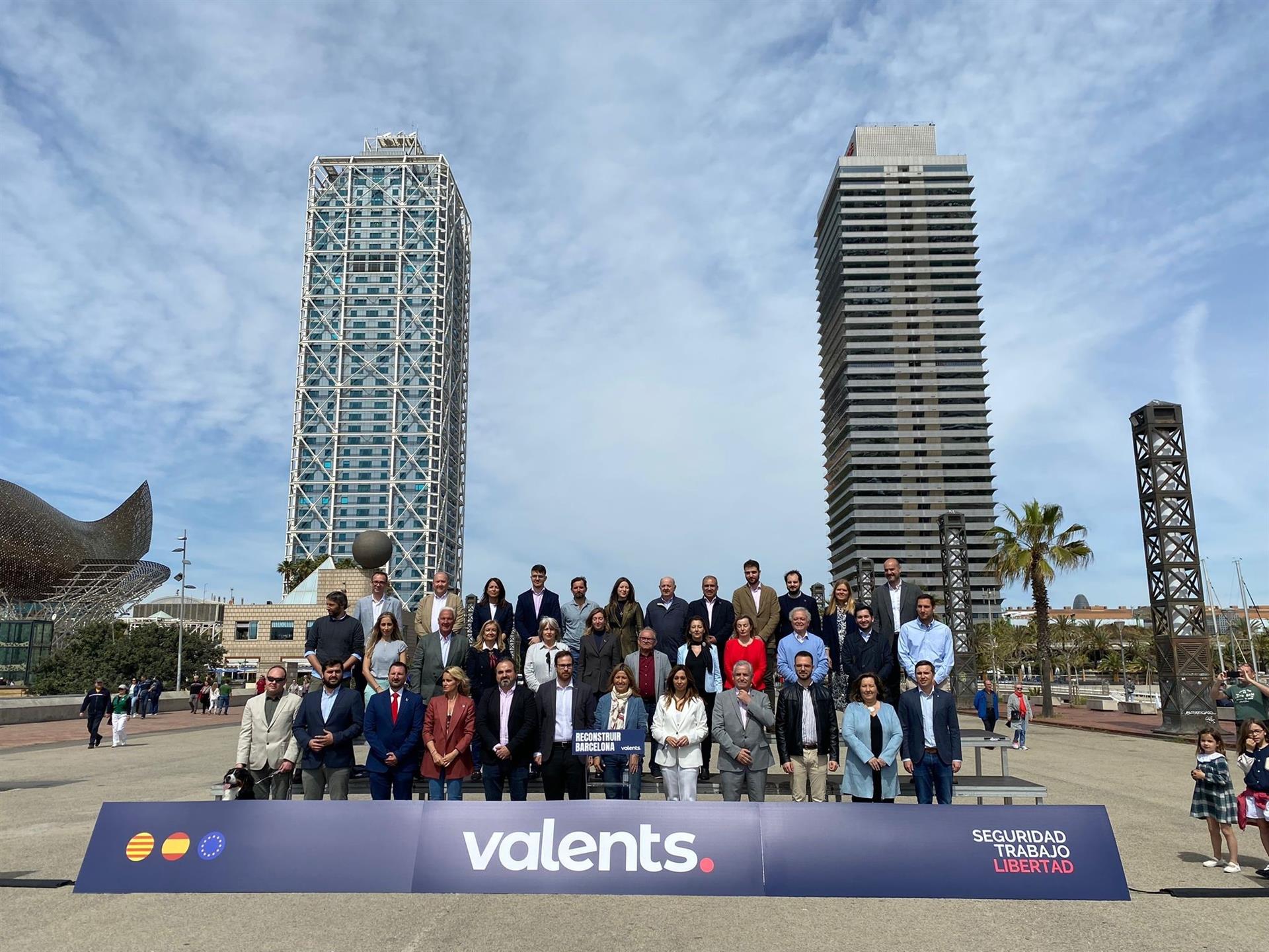 Els 41 integrants de la llista de Valents