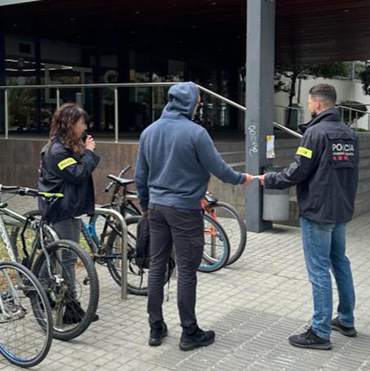 Uno de los falsos estudiantes identificados por los Mossos d'Esquadra / Mossos d'Esquadra