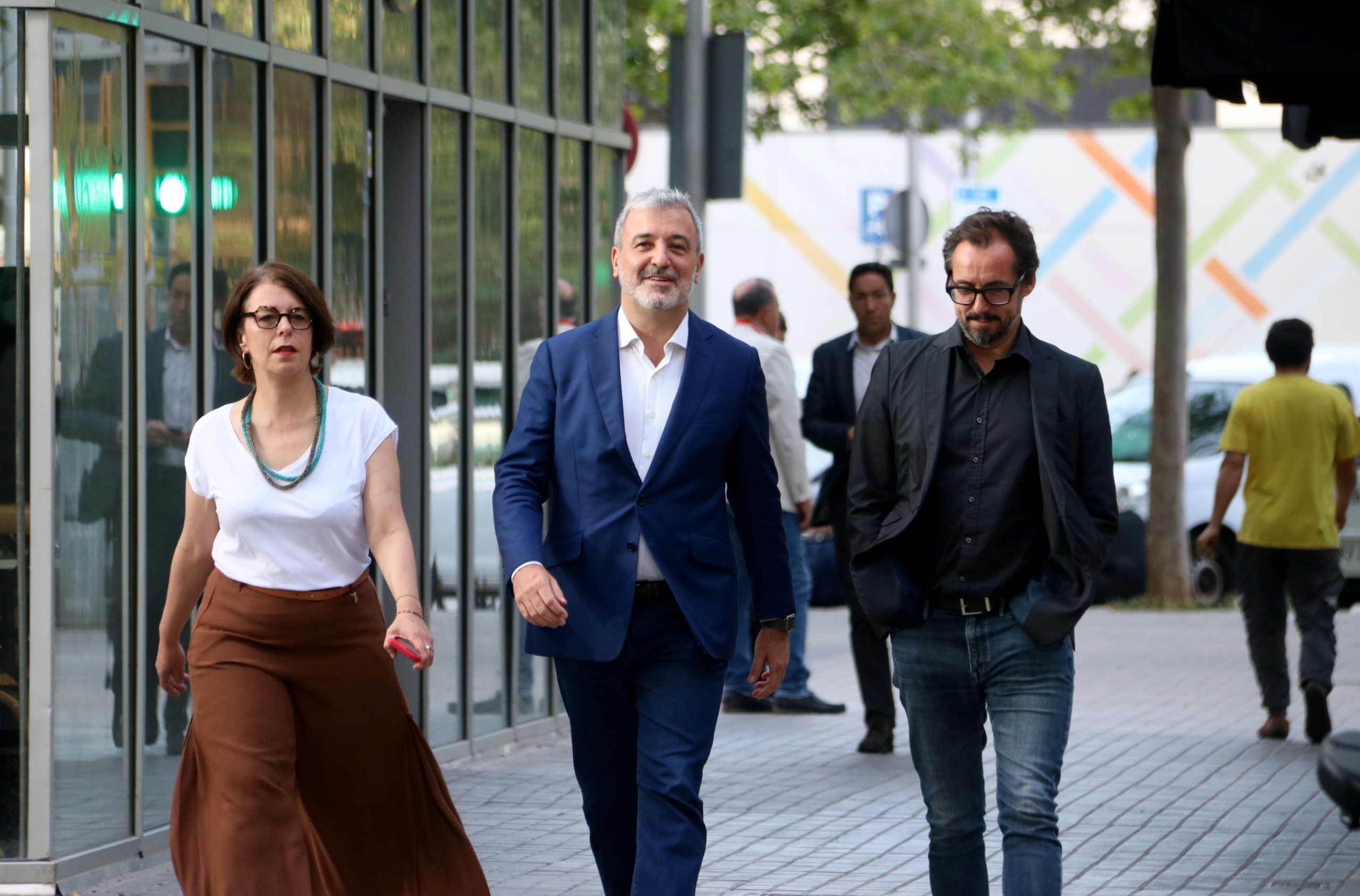 Collboni entra a la seu per seguir l'escrutini | ACN