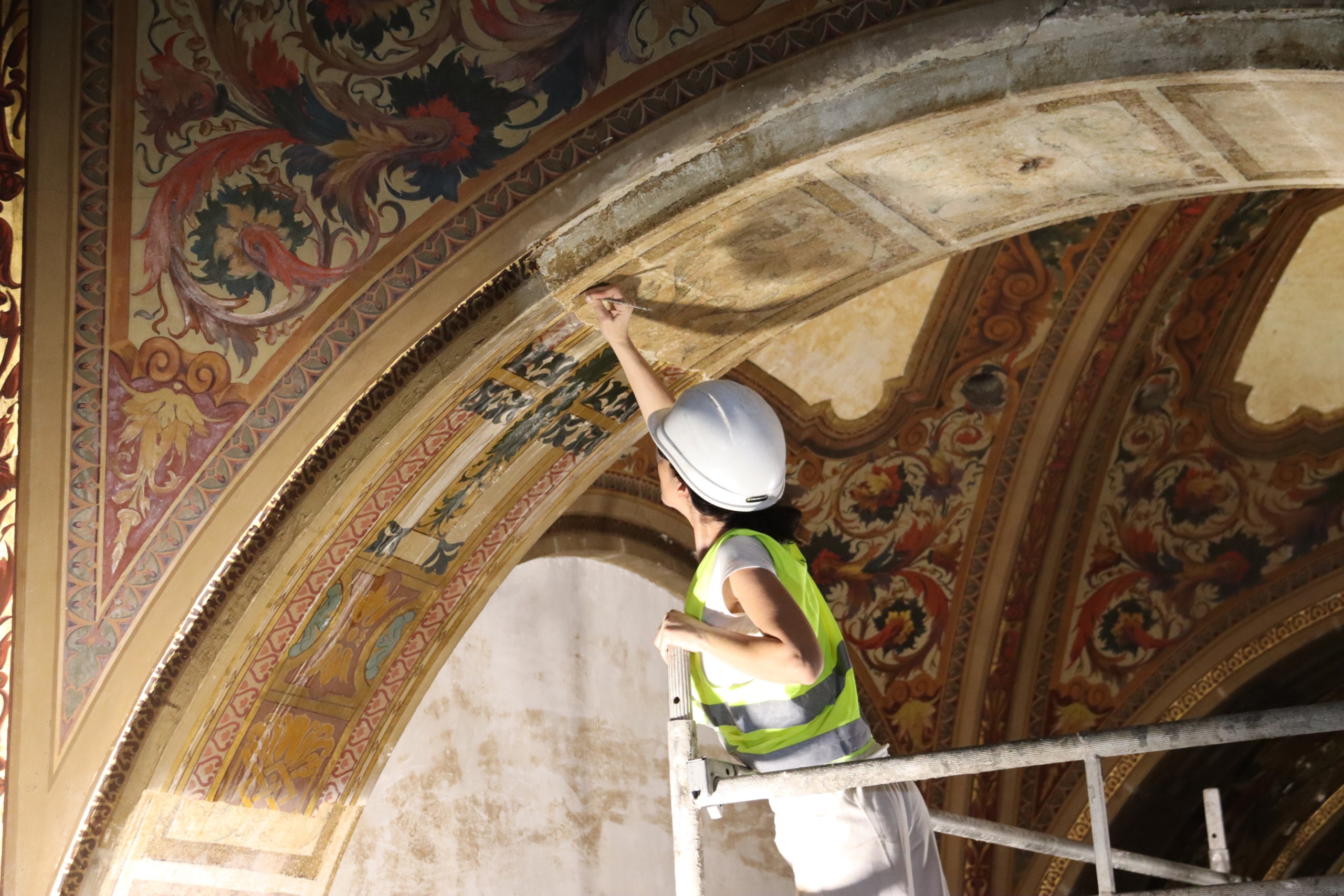 Les pintures renaixentistes originals descobertes al Saló Sant Jordi del Palau de la Generalitat / Maria Pratdesaba (ACN)
