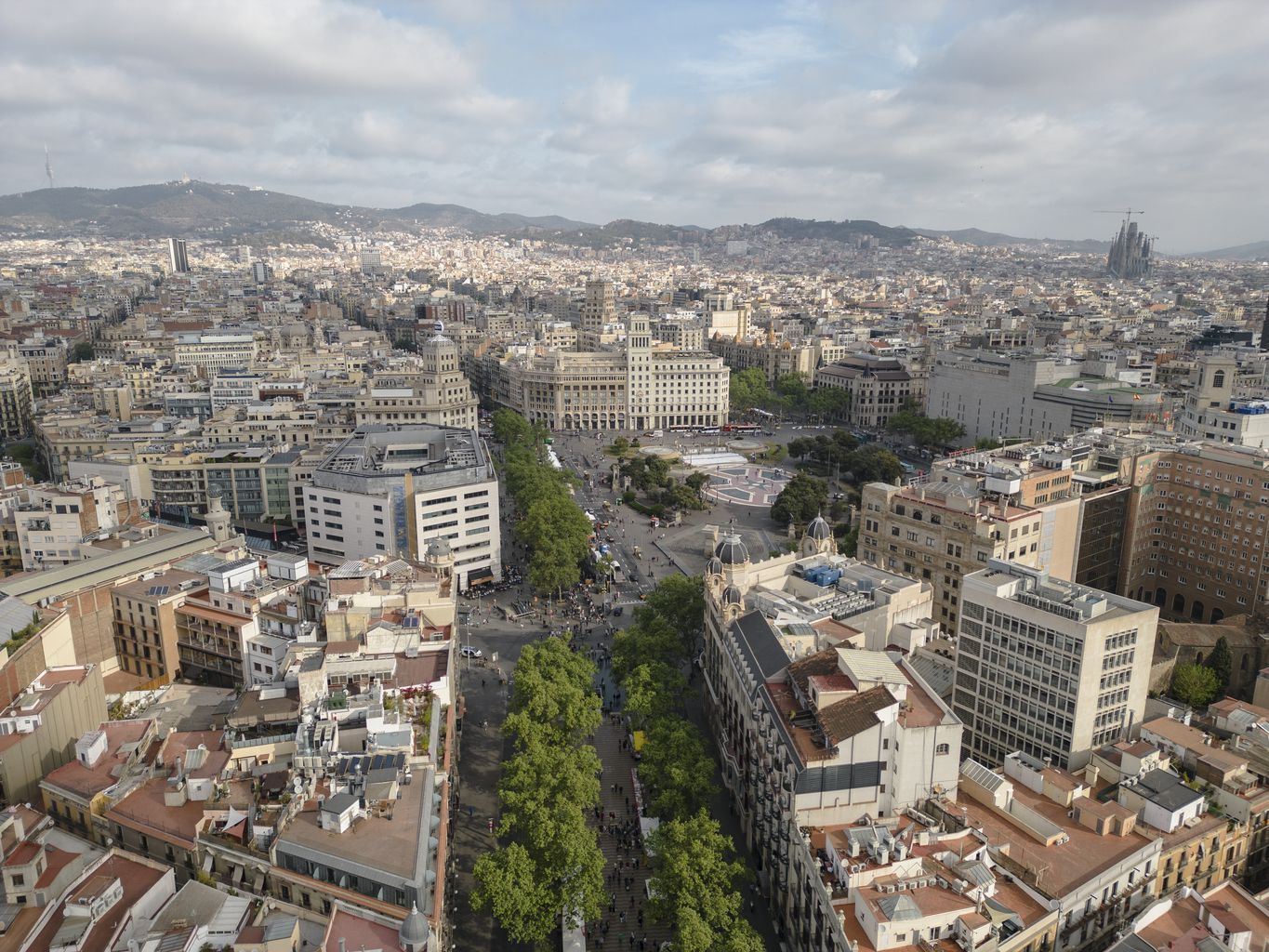 La plaça de Catalunya serà un lluc perfecte per veure l'espectacle | Ajuntament