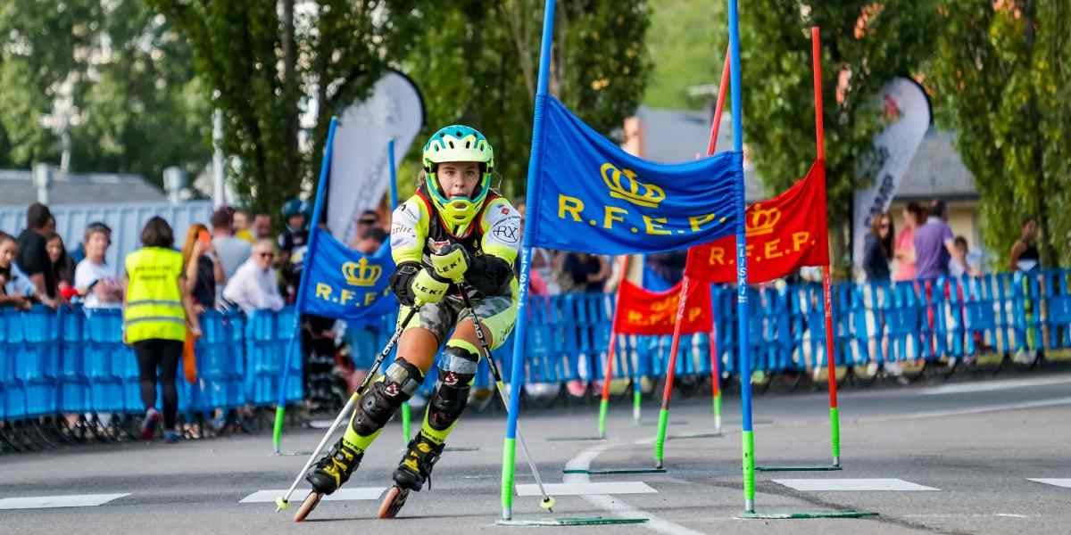 Imatge d'una esportista realitzant Alpí en línia / CE DOTS Training Puigcerdà