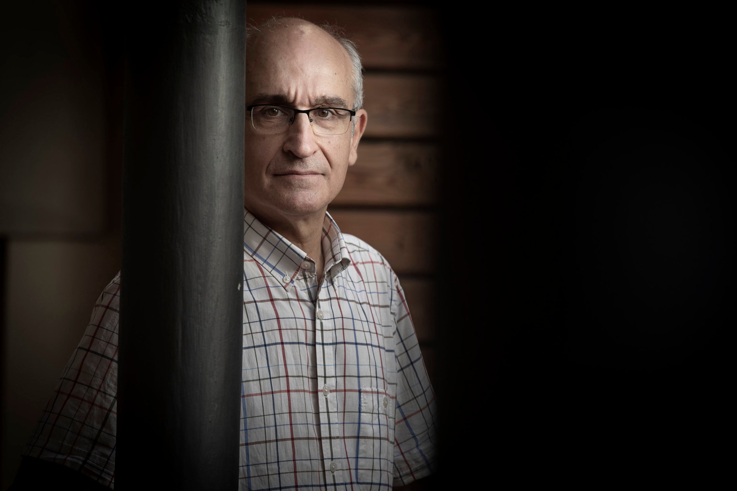 Andreu Farràs, escriptor. Publica 'Roses de foc de Barcelona' (ed 62).
foto: Jordi Play