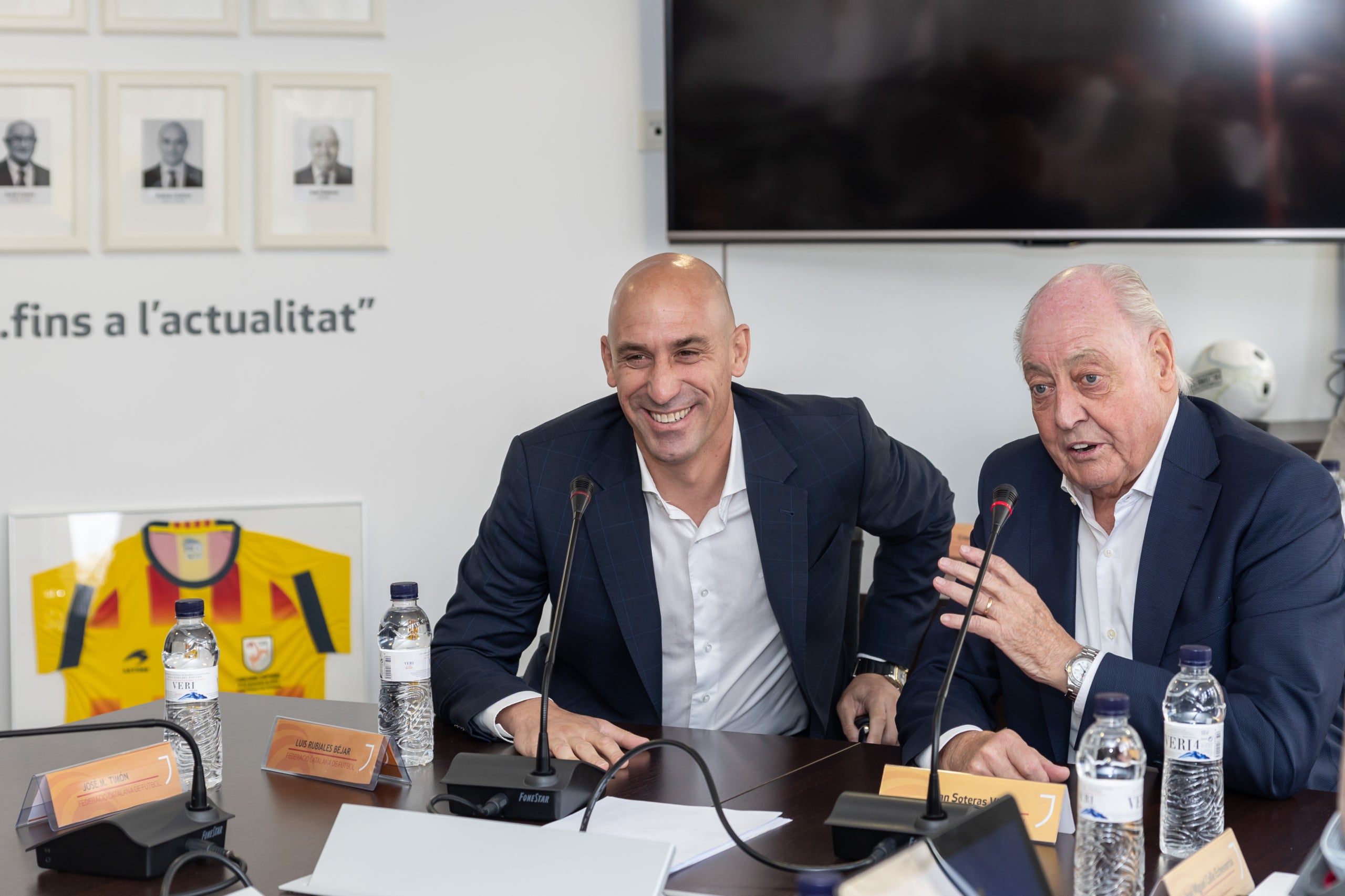 Luis Rubiales, president de la Real Federación Española de Futbol, al costat de Joan Soteras, president de la Federació Catalana de Futbol. | FCF