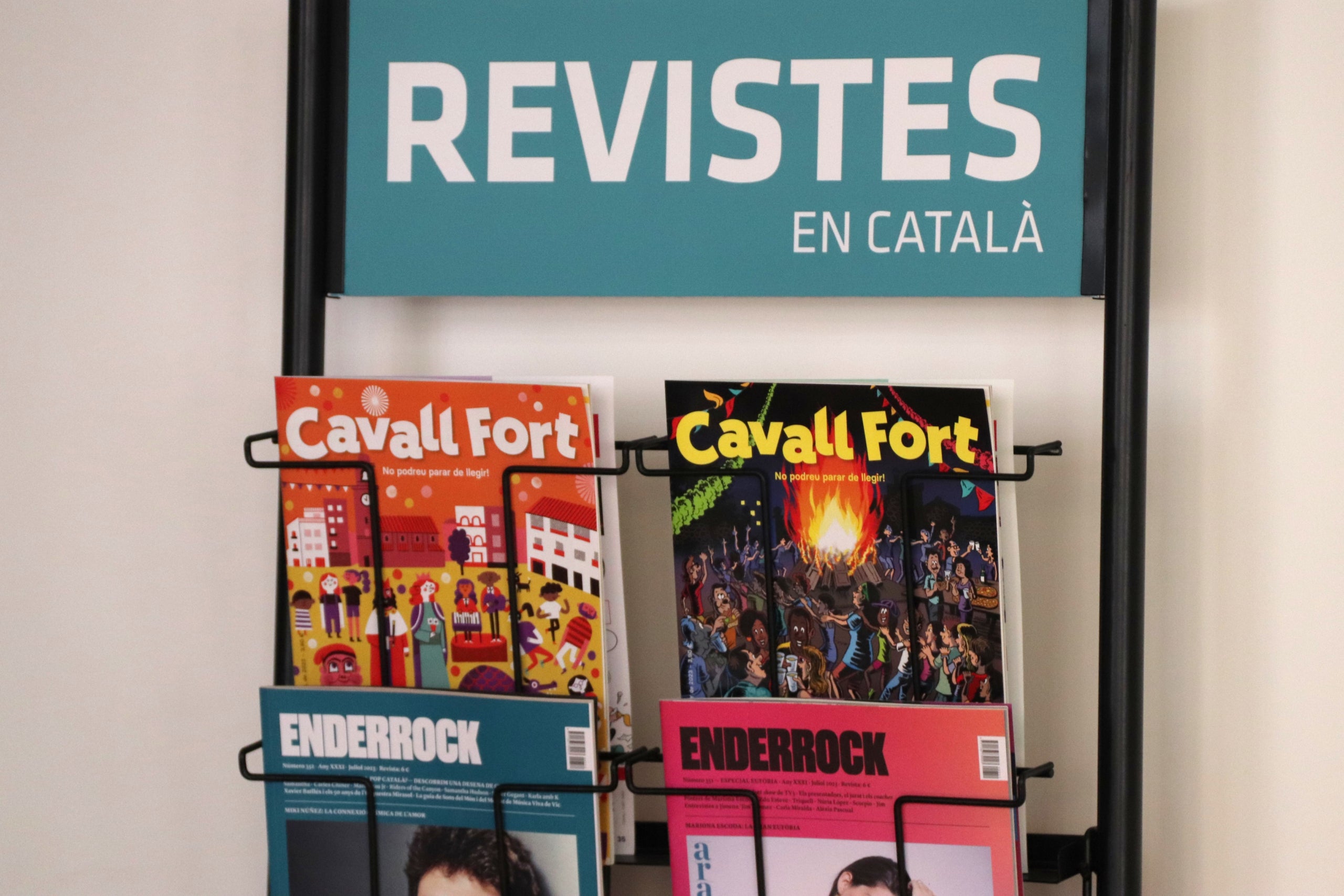 El APPEC celebra la decisión de Collboni de repartir la revista 'Camacuc' a las bibliotques | ACN