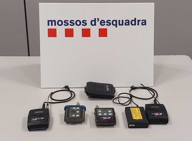Els objectes que els lladres van robar fa dos anys en un tren Barcelona - Madrid | Mossos / ACN