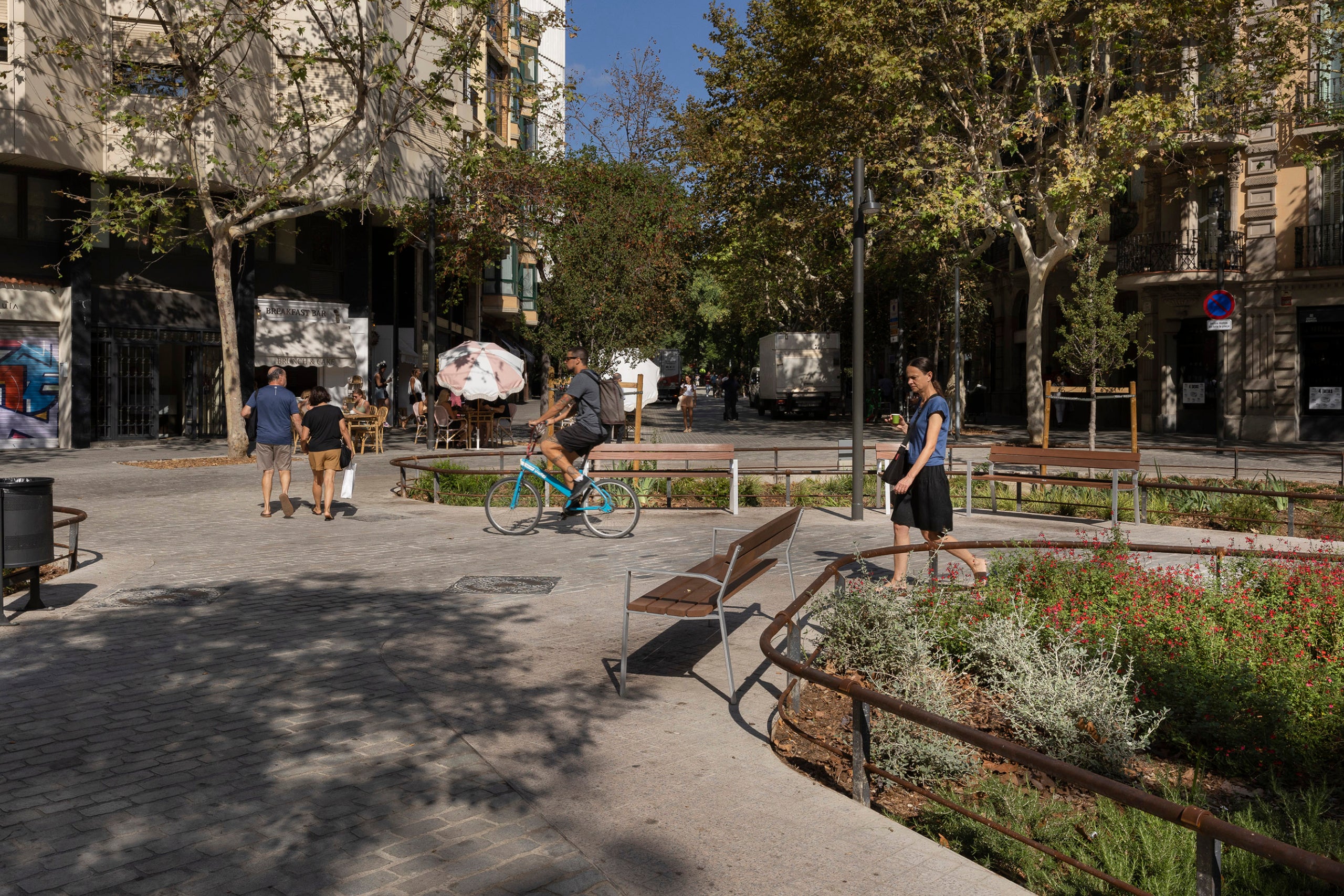 Una de les places que formen part de la superilla Eixample / Jordi Play