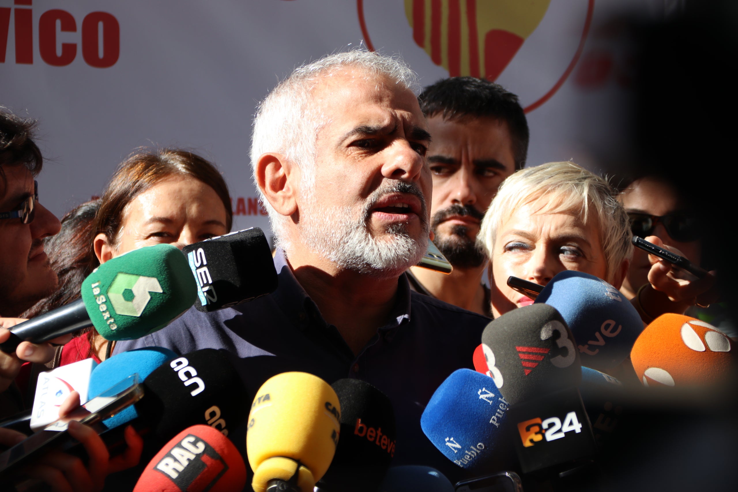 Carlos Carrizosa, de Cs, durant una atenció a la premsa / ACN