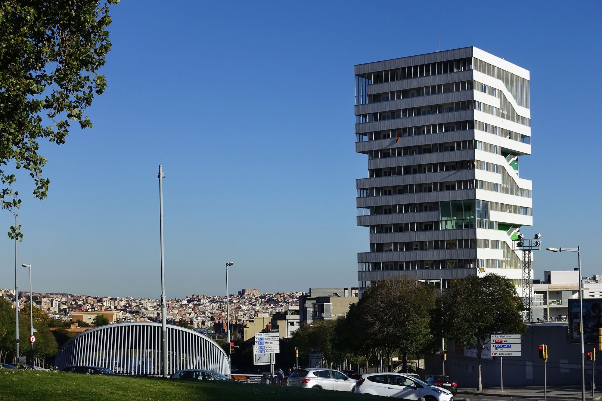 Un bloc d'habitatges a Torre Júlia | Ajuntament