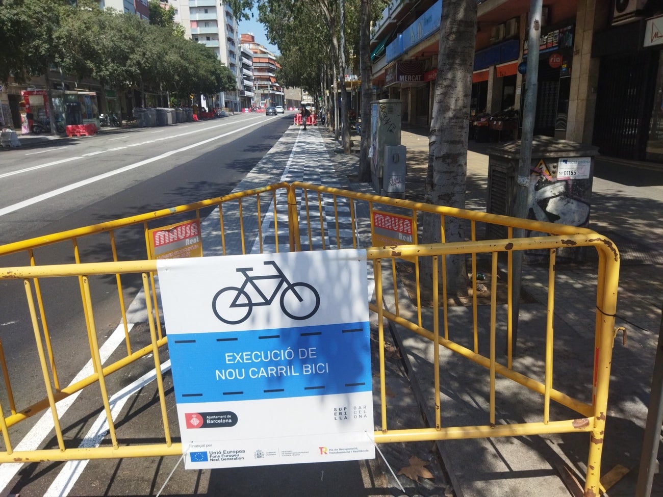 Hi ha 59 parades de bus amb plataforma en carrils bici en tot Barcelona TOT BARCELONA 