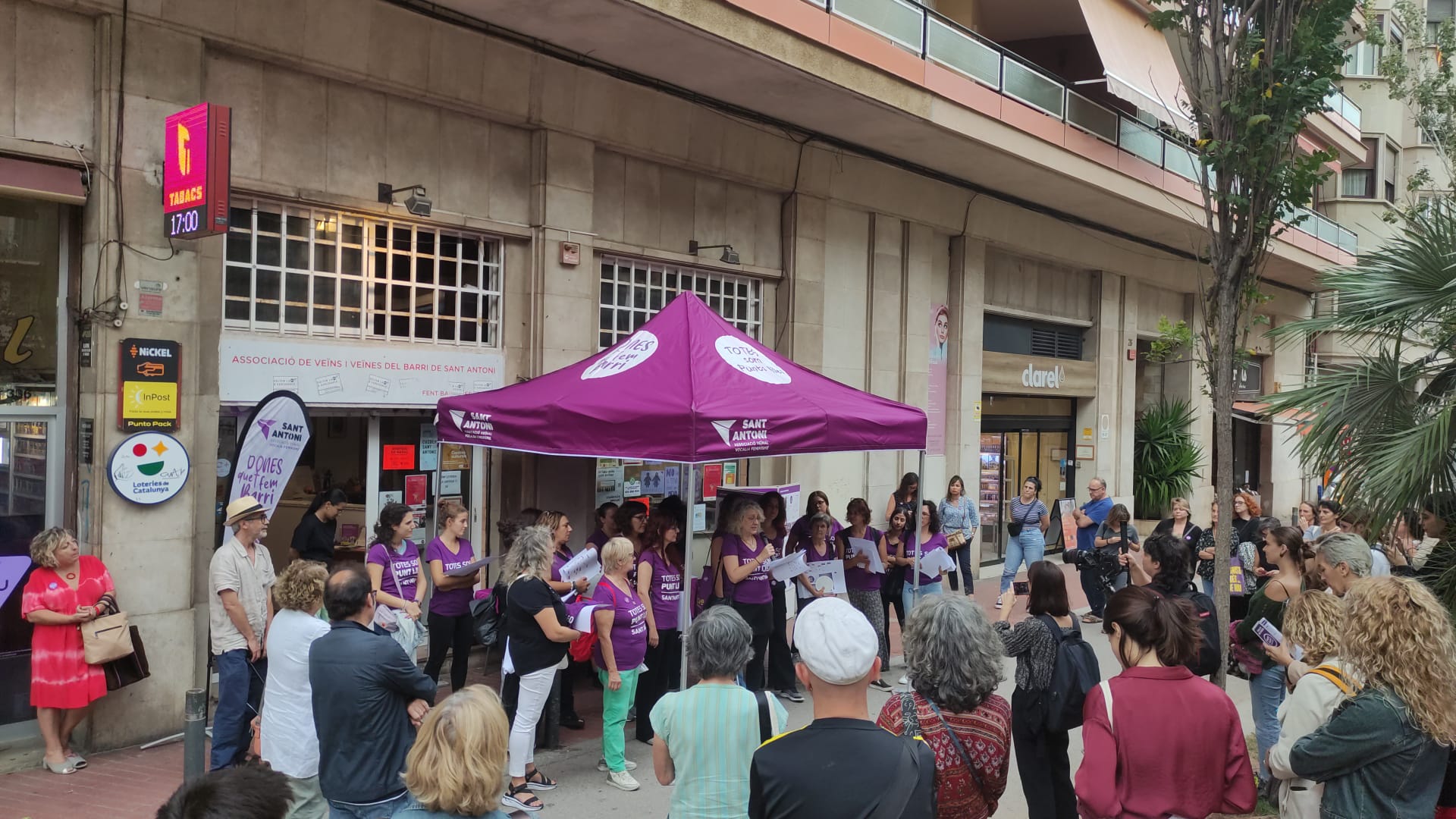 Un moment de la inauguració del projecte punts liles / Cedida