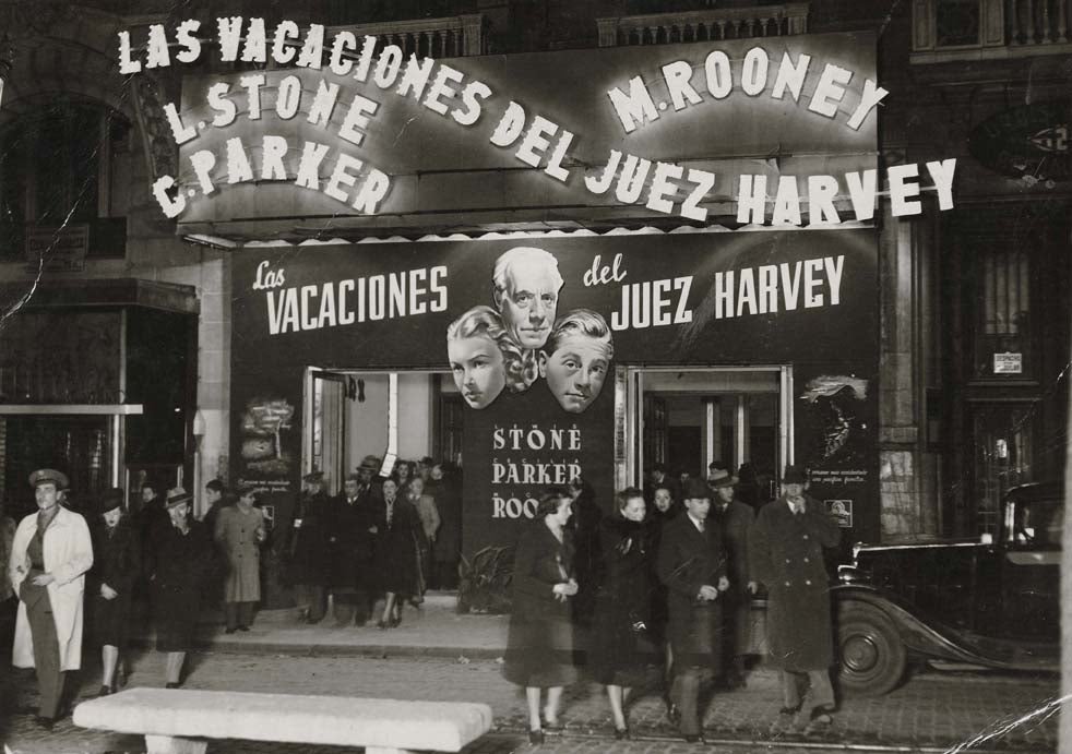 Façana exterior del cinema Fémina en una fotografia del 1929-1935 / AFB (Ajuntament de Barcelona)