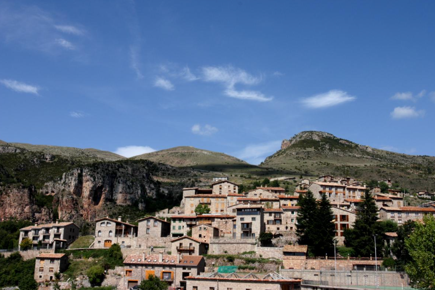 Castellar d’en Hug / Wikimedia 