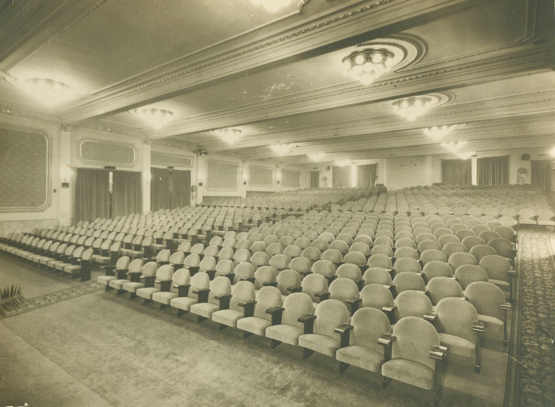 Interior del cinema Fémina en una fotografia del 1929-1935 / AFB (Ajuntament de Barcelona)