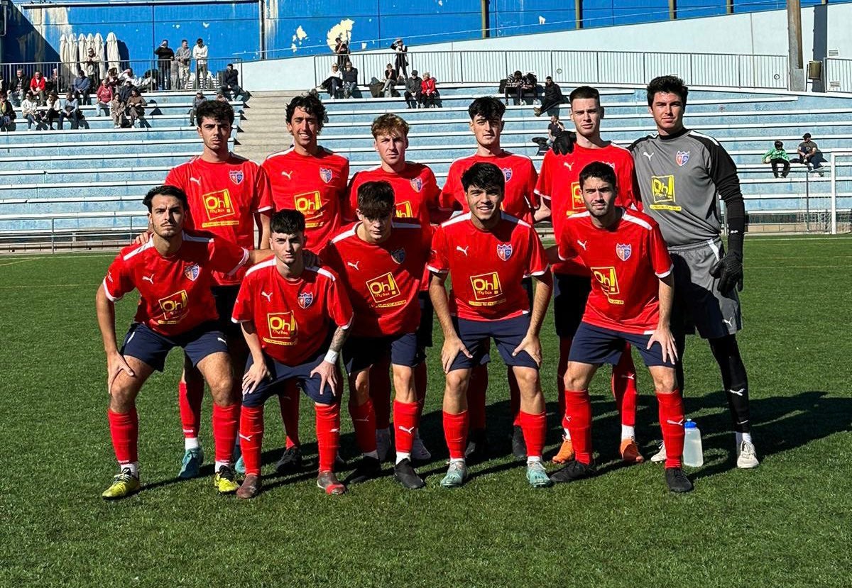 Los jugadores del CP Sarriá antes del partido contra el Atlético Vilafranca | CP Sarriá