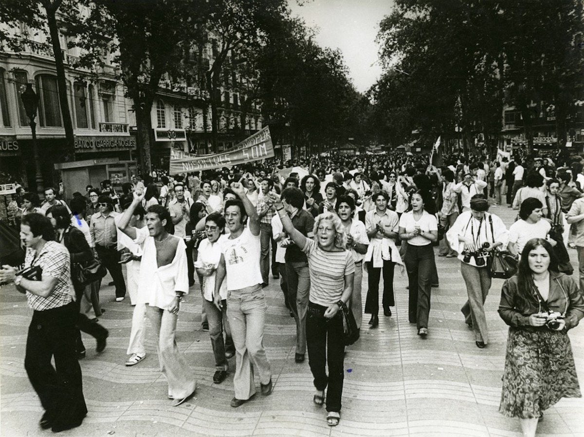 La primera manifestació a favor de l'alliberament sexual de l'Estat | Arxiu BCN