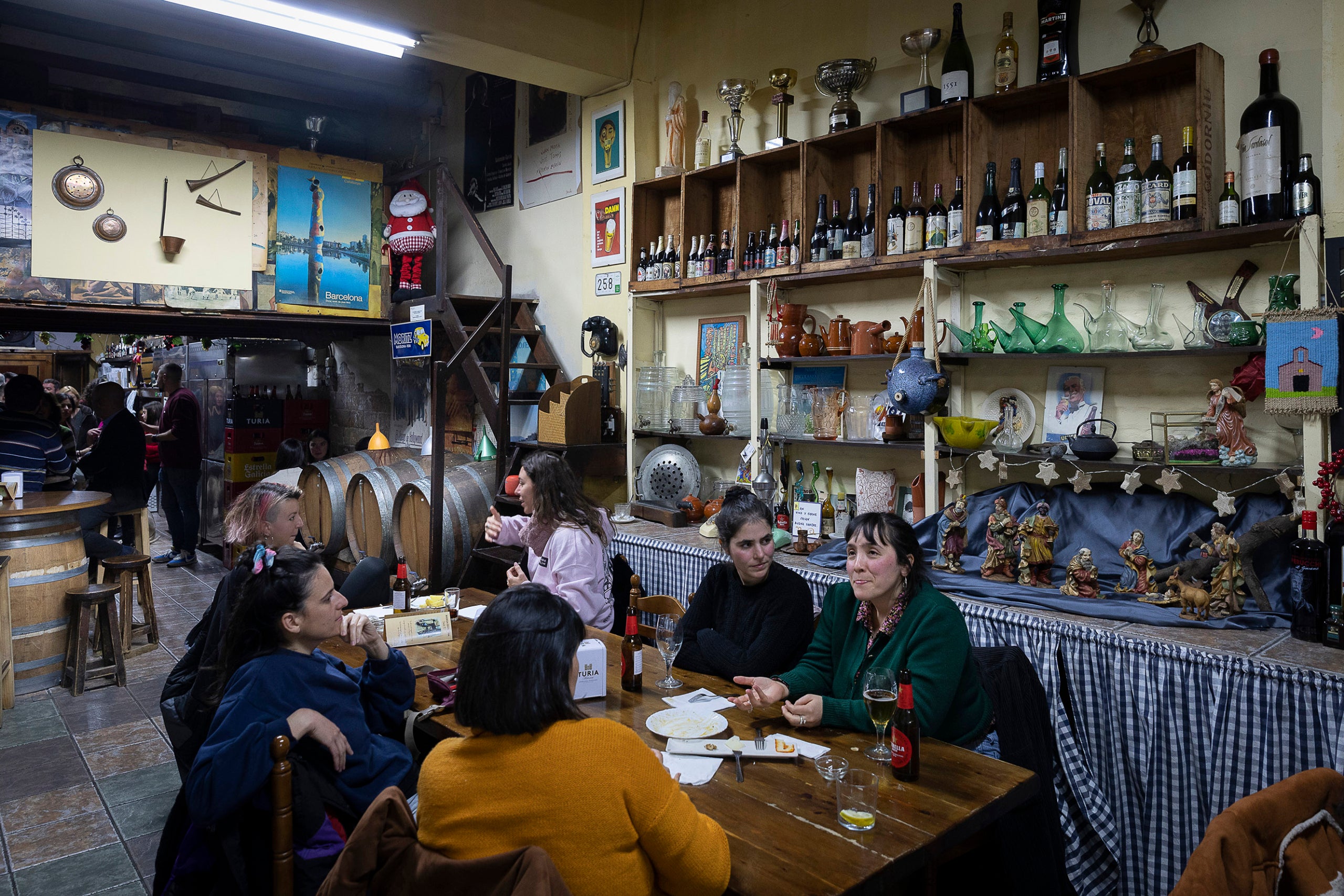 Una imatge d'arxiu de Cal Pep, un celler de la Vila de Gràcia originari del 1937 / Jordi Play