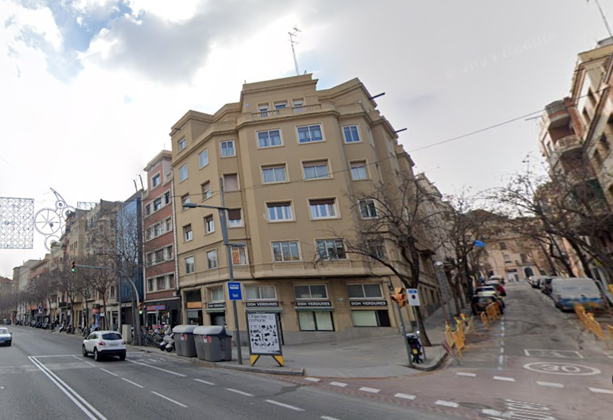 L'accident ha passat al passeig de Maragall amb el carrer del Xiprer | Google