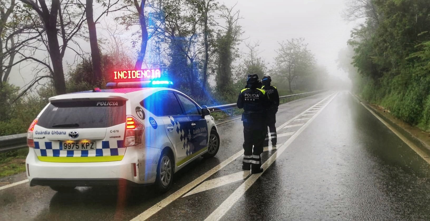 Una imatge d'arxiu de la Guàrdia Urbana a la carretera de l'Arrabassada / Guàrdia Urbana