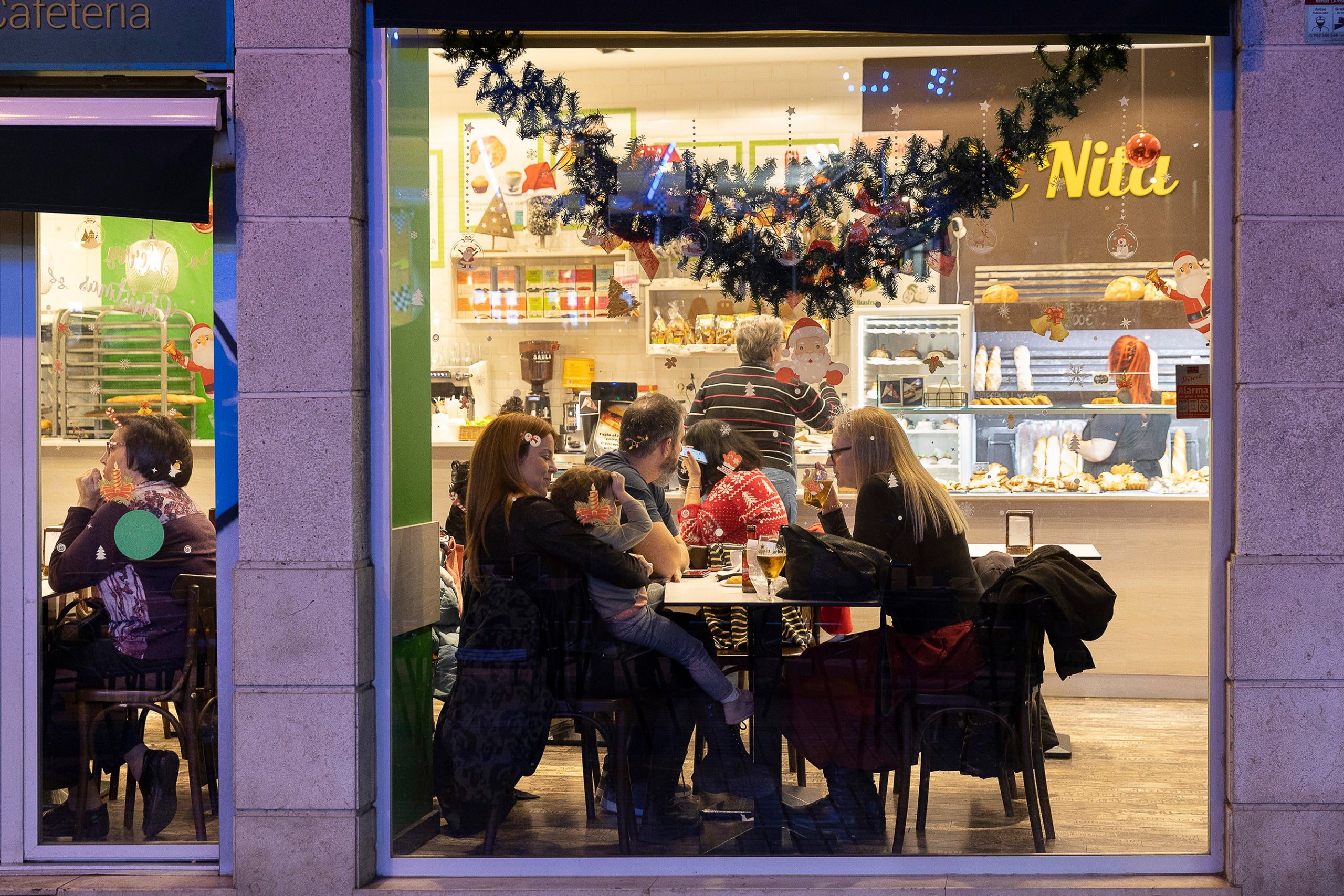 Nadal a Nou Barris. Via Júlia. barris perifèrics