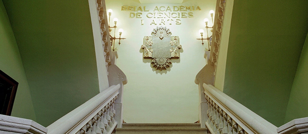 Una imatge de l'interior de la Reial Acadèmia, on ara hi ha el teatre Poliorama