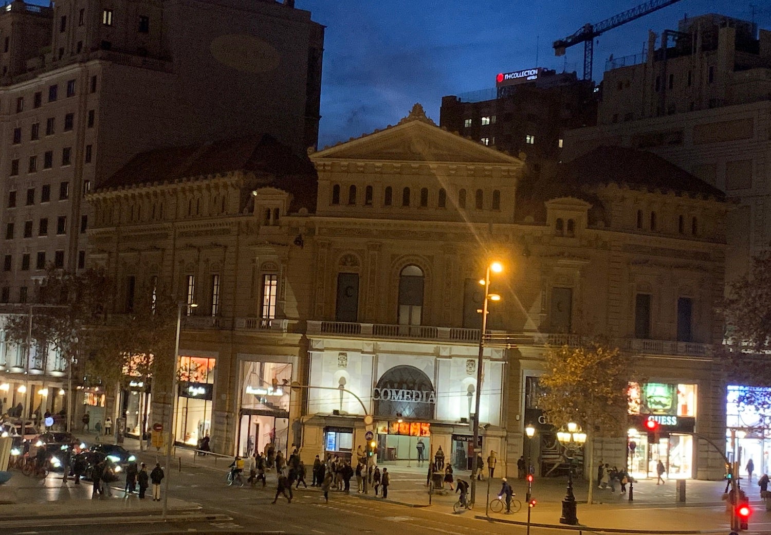 Els cinemes Comèdia, històrics, a punt de tancar / S.B.