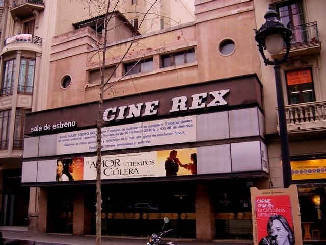 Fotografía antigua del cine Rex antes de su cierre en 2010 / Ken Roe