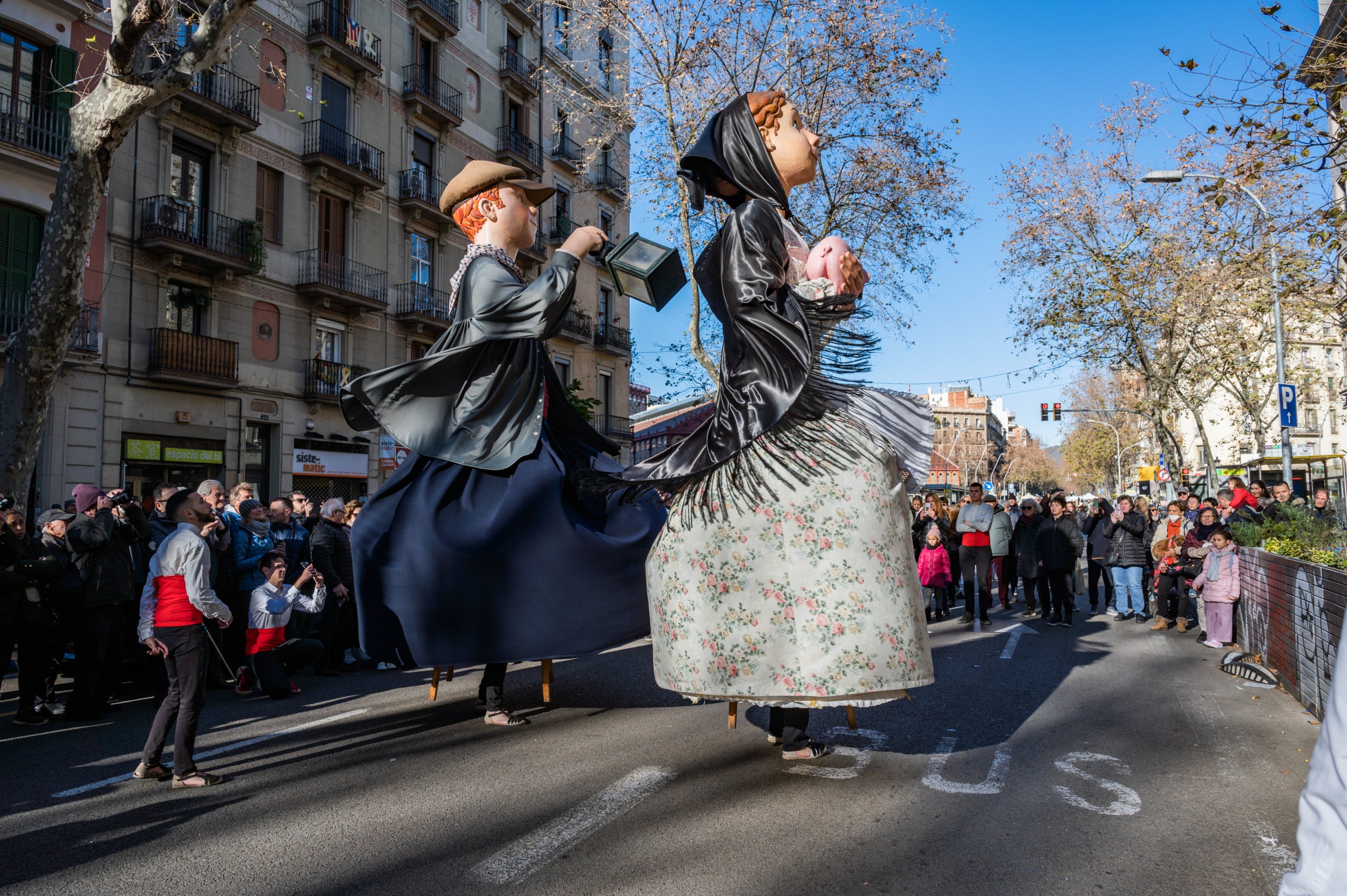 En Tonet i la Rita, mítics gegants de Sant Antoni, amb els vestits antics | Ajuntament 