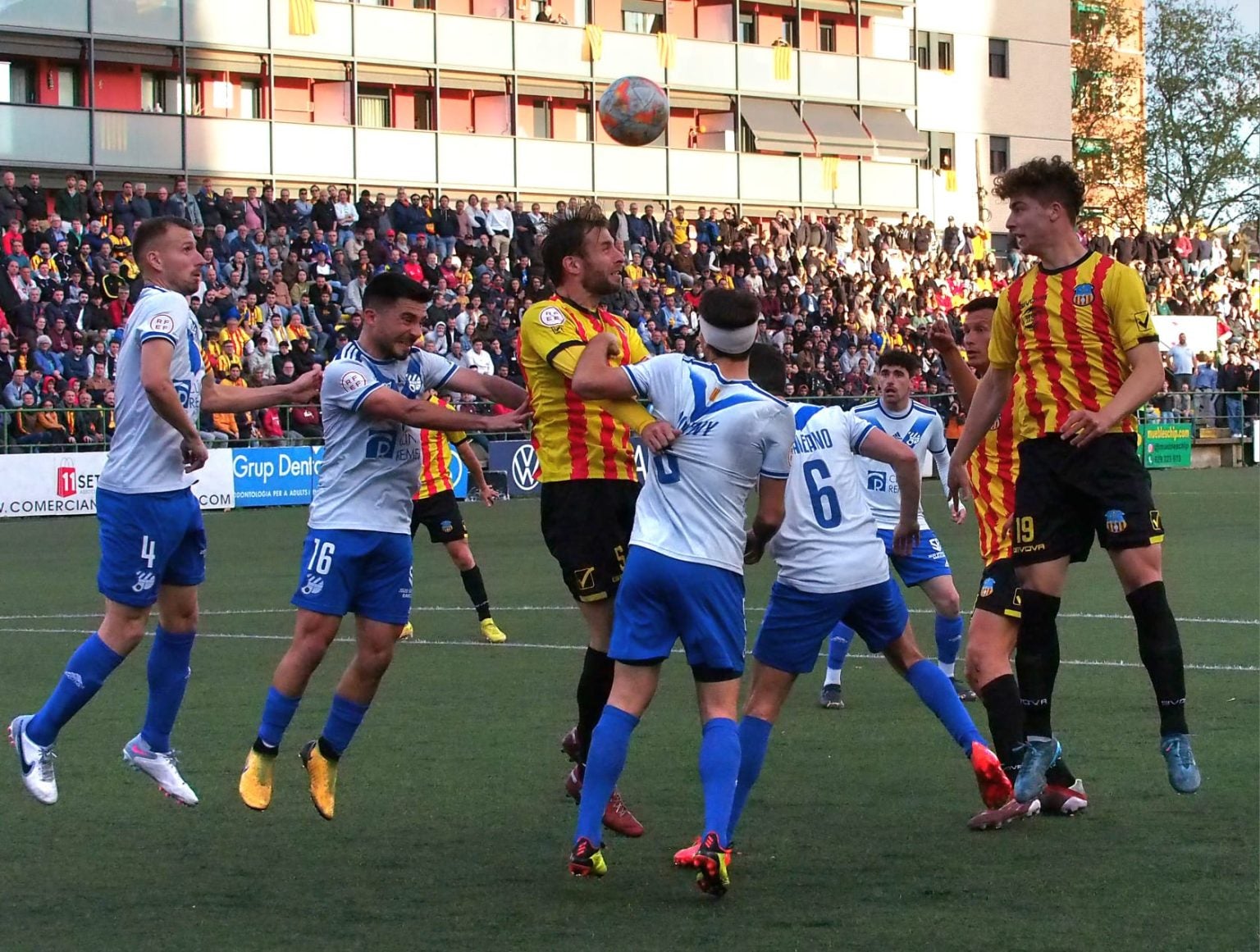 Imatge de l'últim derbi al Narcís Sala | UE Sant Andreu