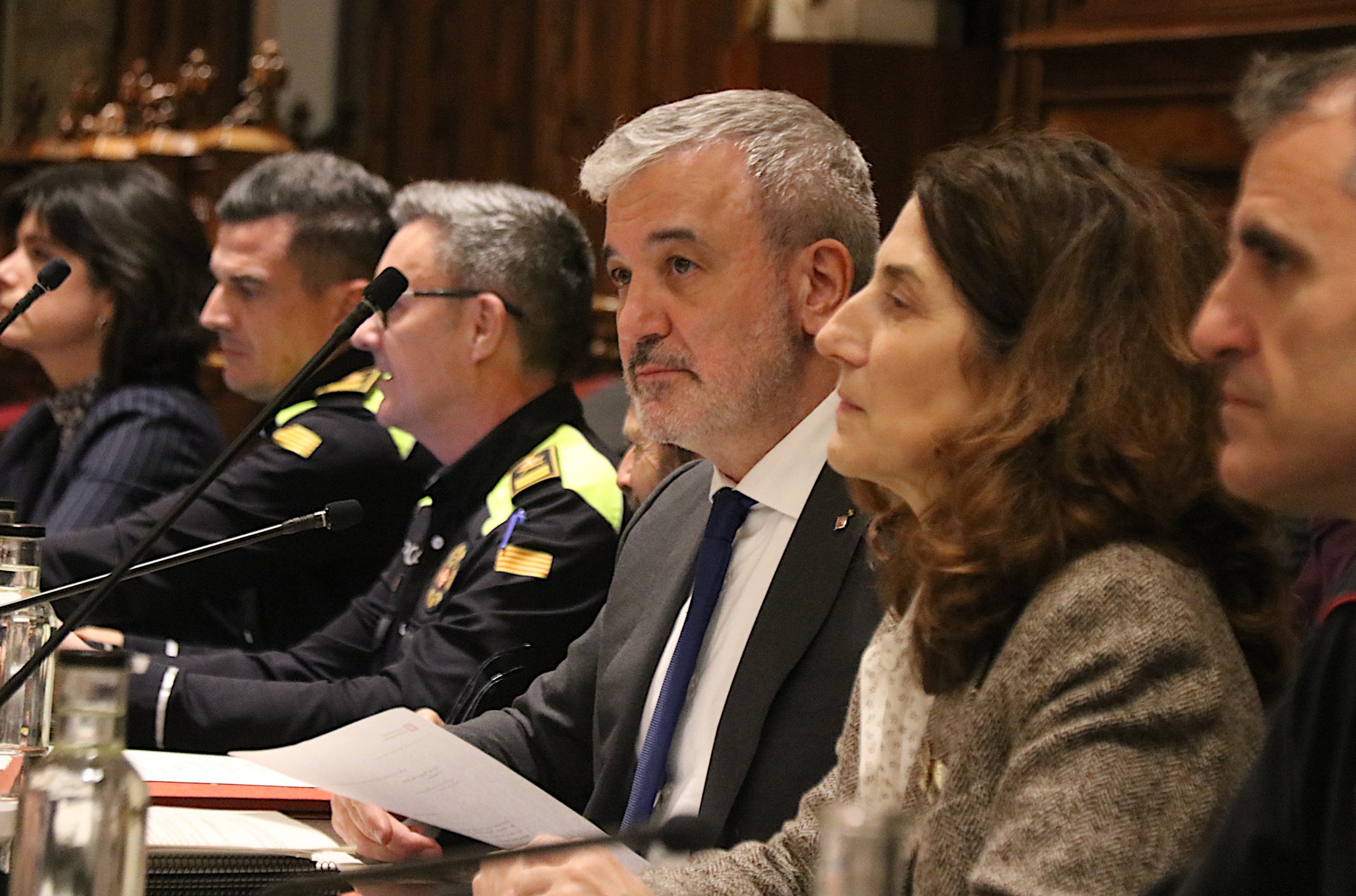 La seguretat és una de les carpetes que l'oposició demana obrir a Collboni / ACN