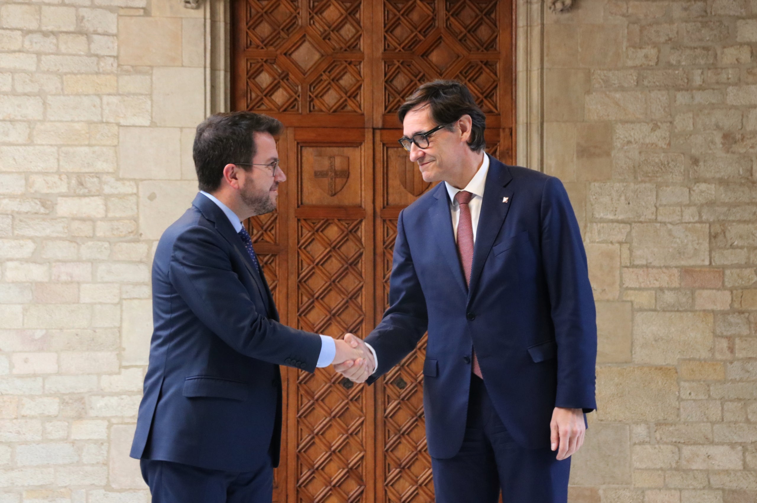 Pere Aragonès i Salvador Illa, el dia que van signar l'acord pels pressupostos de la Generalitat / NORMA VIDAL-ACN 