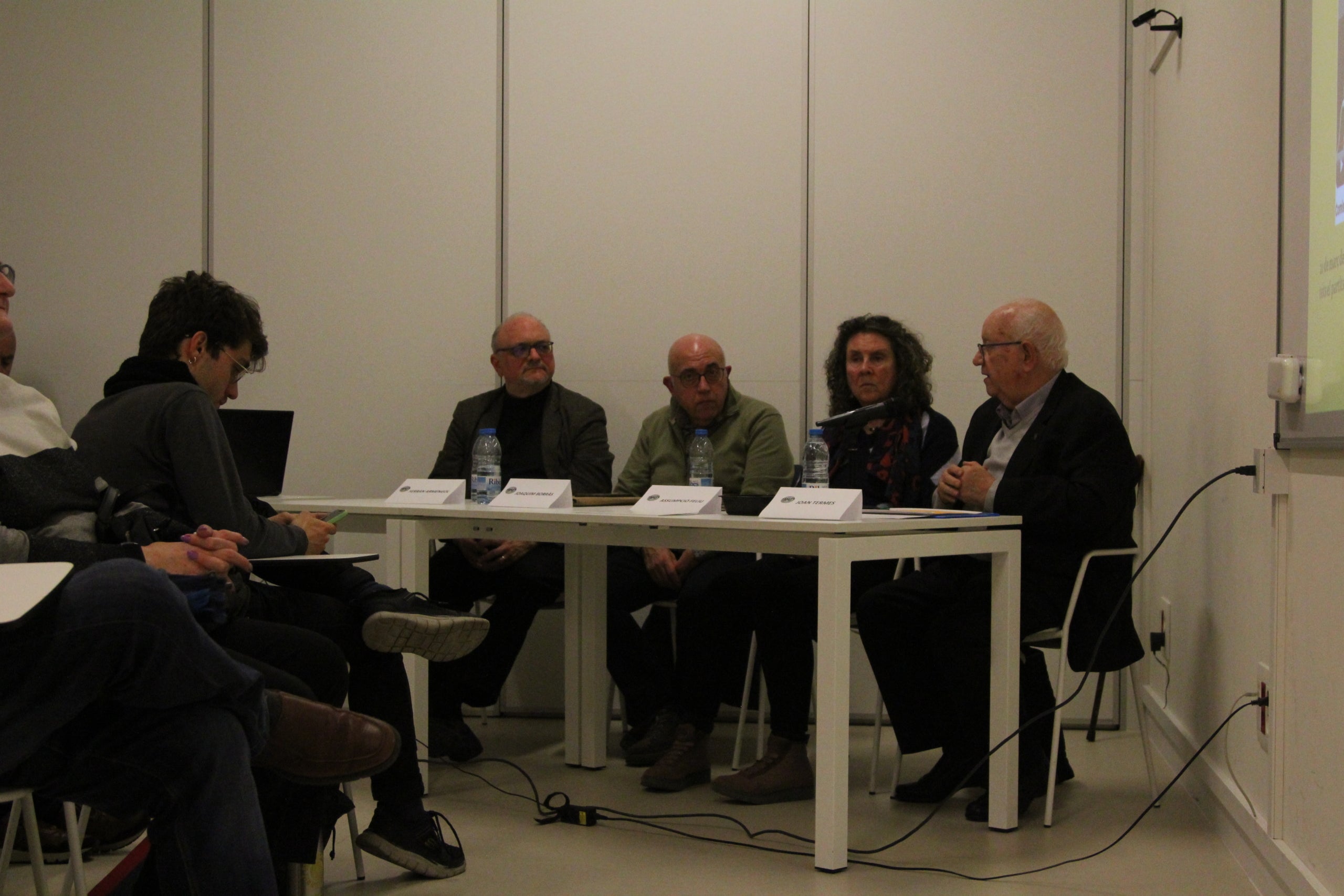 El acto de presentación de la nueva Asociación Coordinadora Pro Museo del Transporte de Barcelona este miércoles / A.R.