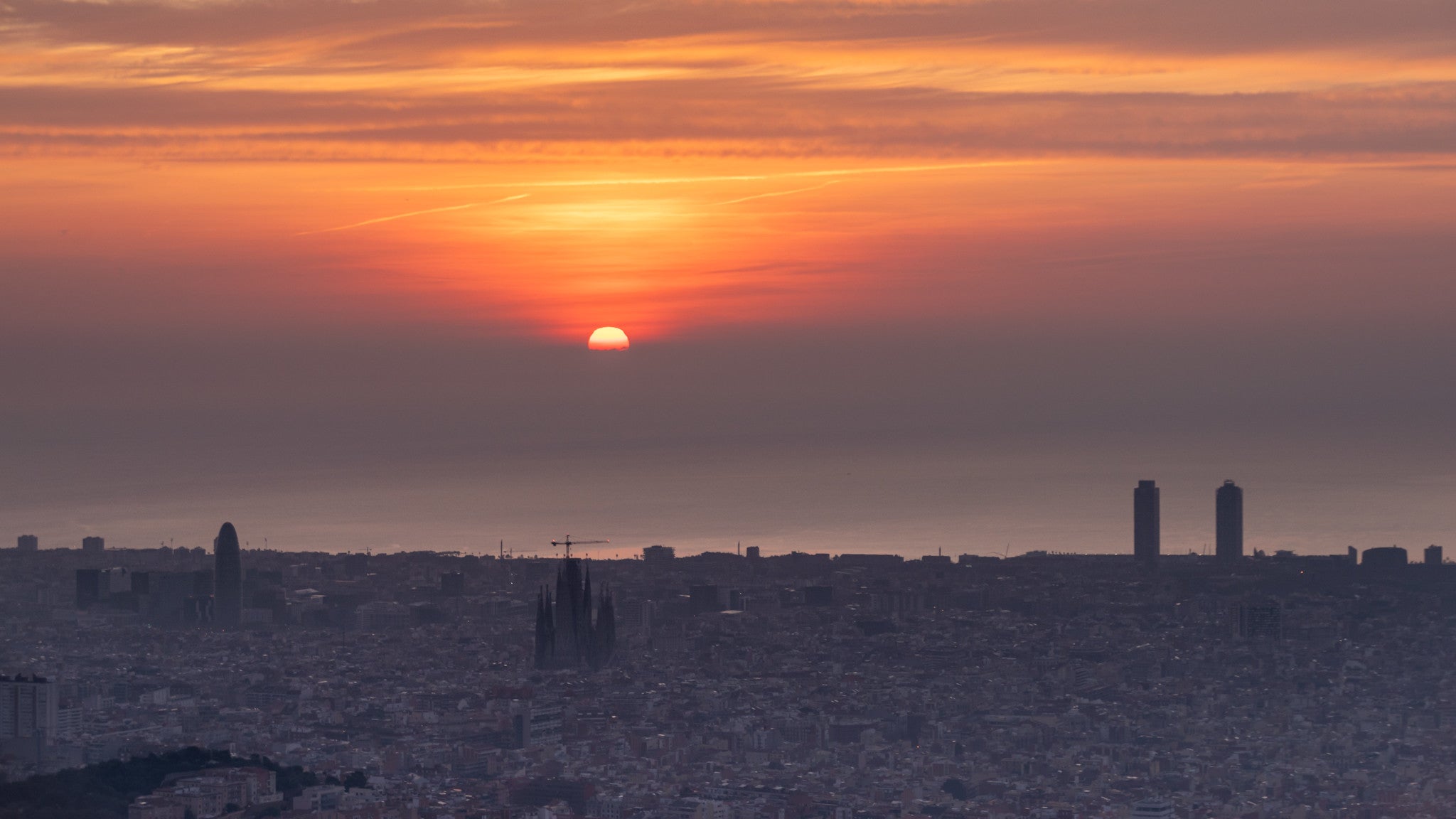 La ciutat de Barcelona ha patit el febrer més càlid des que s'han registrat les dades a l'observatori Fabra | Alfons Puertas