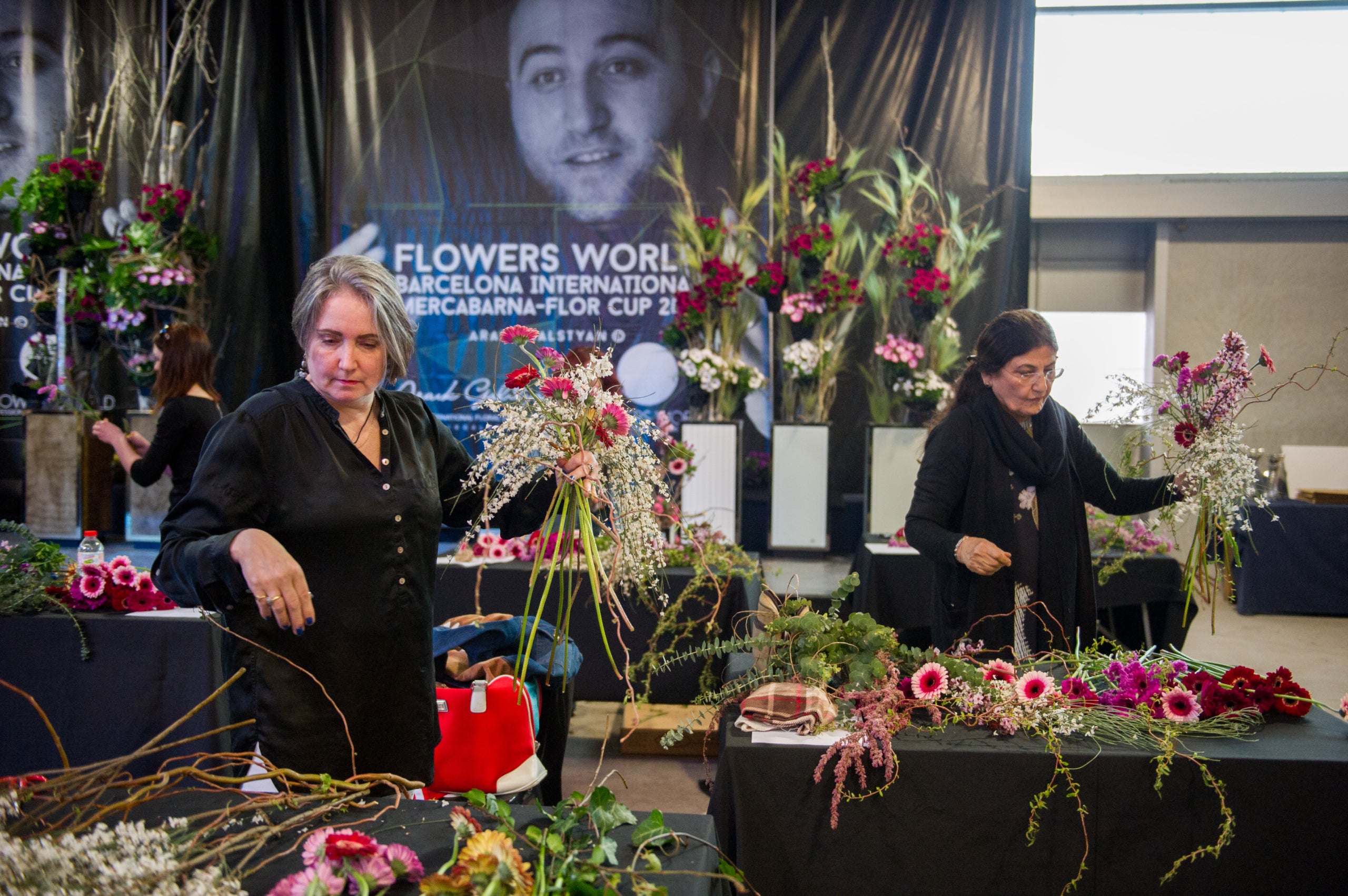 Demostració de rams de primavera dirigida por Araik Galstyan a Mercabarna-flor, al 2019 (Foto: A. Bofill)