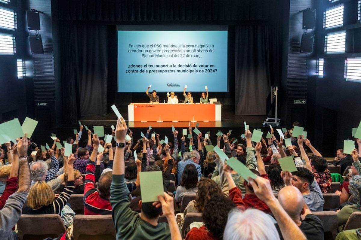 L'assemblea de BComú duant la votació als pressupostos / Comuns