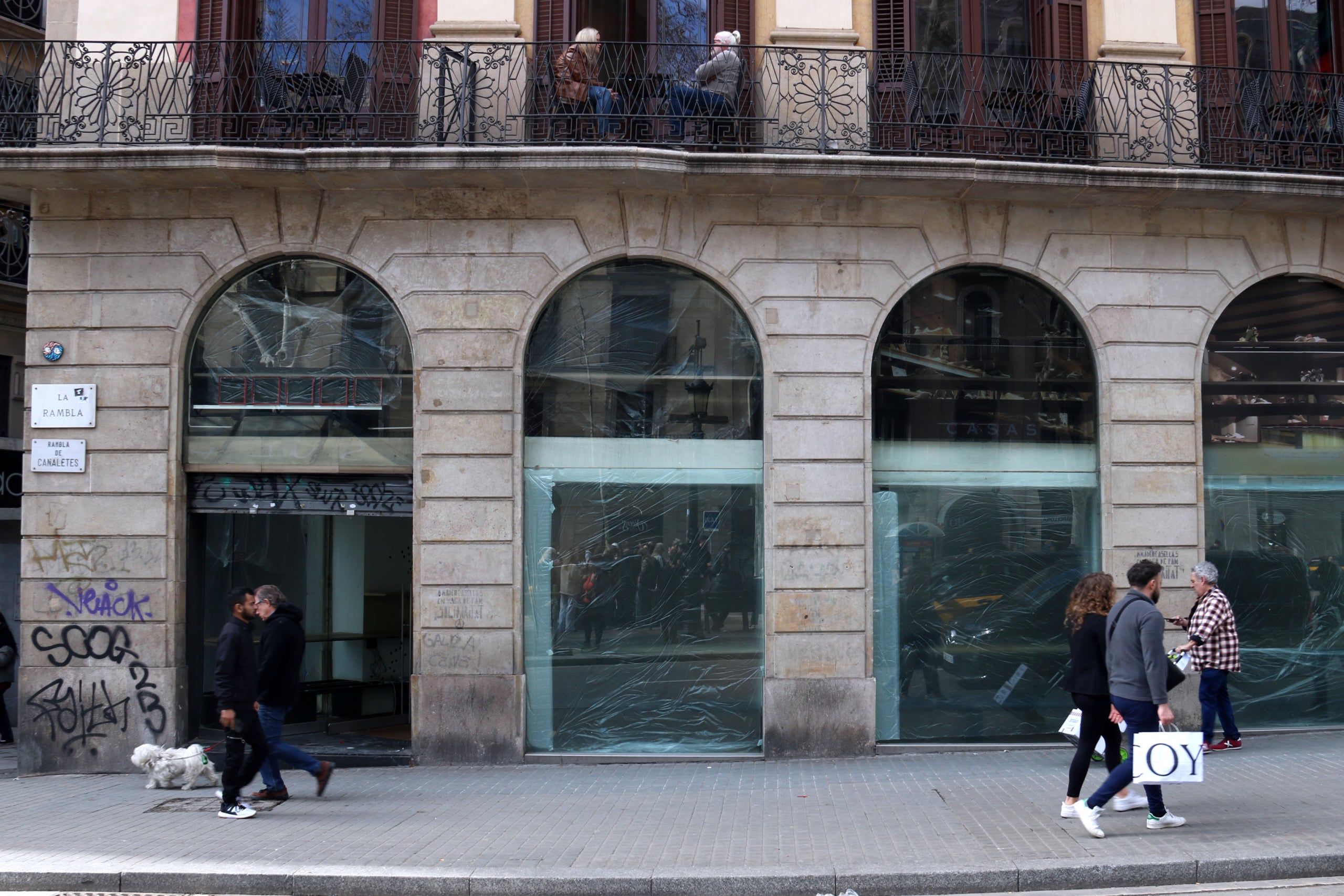 Façana de l'antiga botiga de la sabateria Casas a la Rambla de Barcelona, a l'alçada de la Rambla de Canaletes / Guifré Jordan / Pau Cortina (ACN)