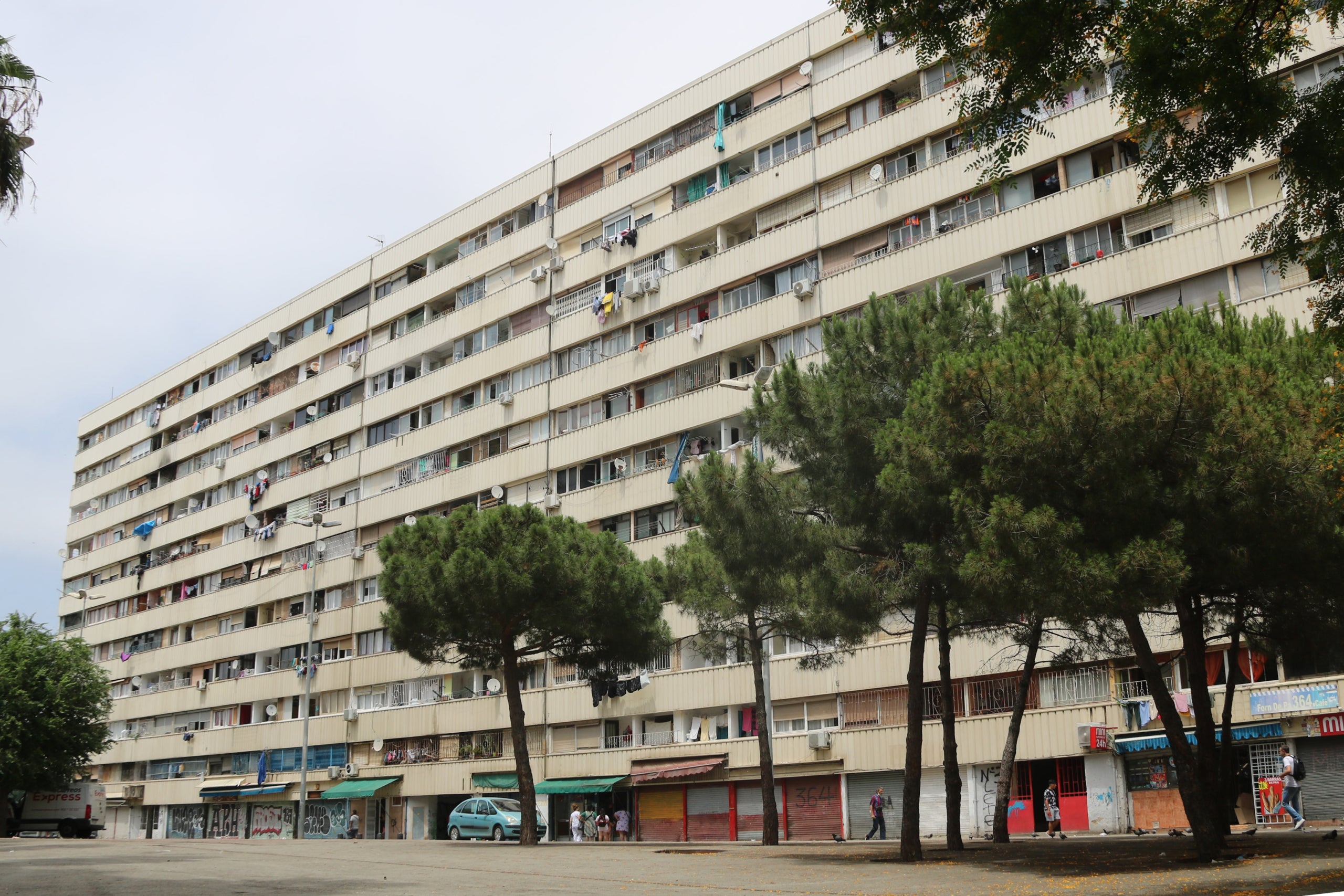 Pla general de l'edifici Venus del barri de la Mina / ACN