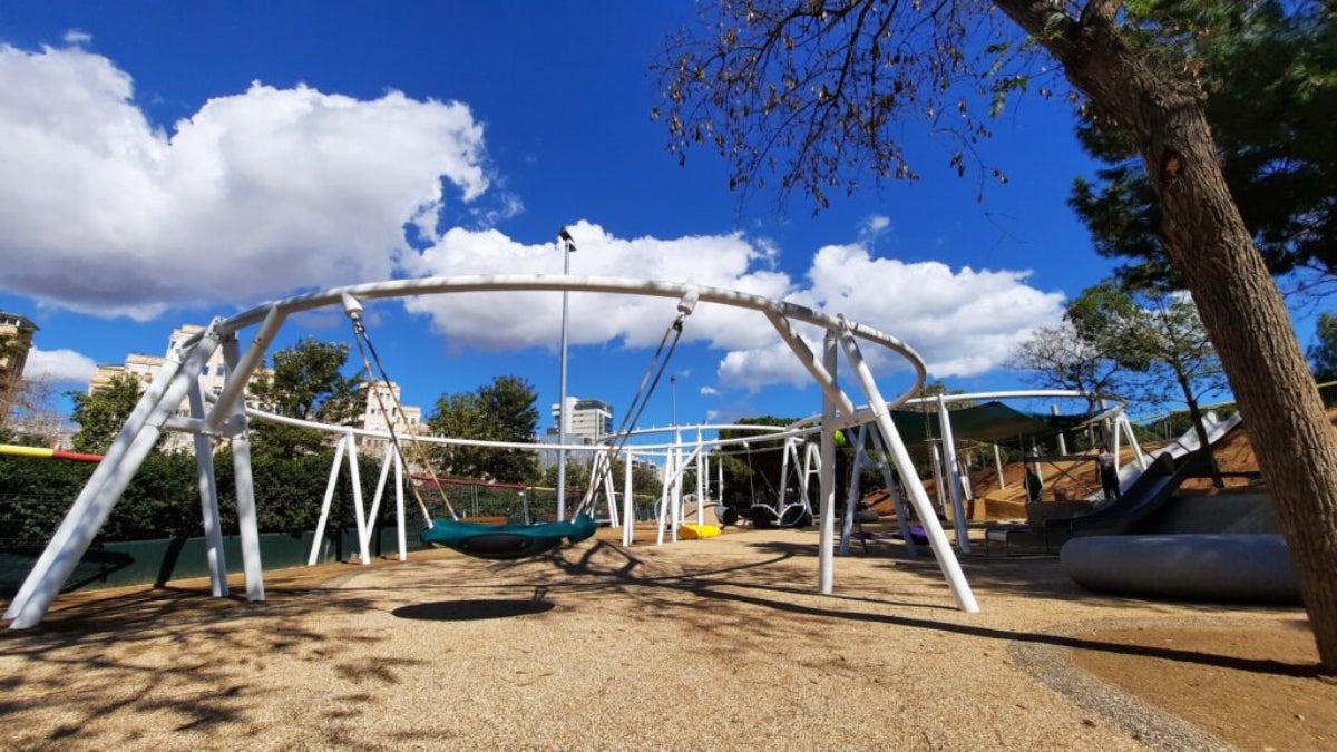 La superárea de juego infantil del Poblenou | Ayuntamiento