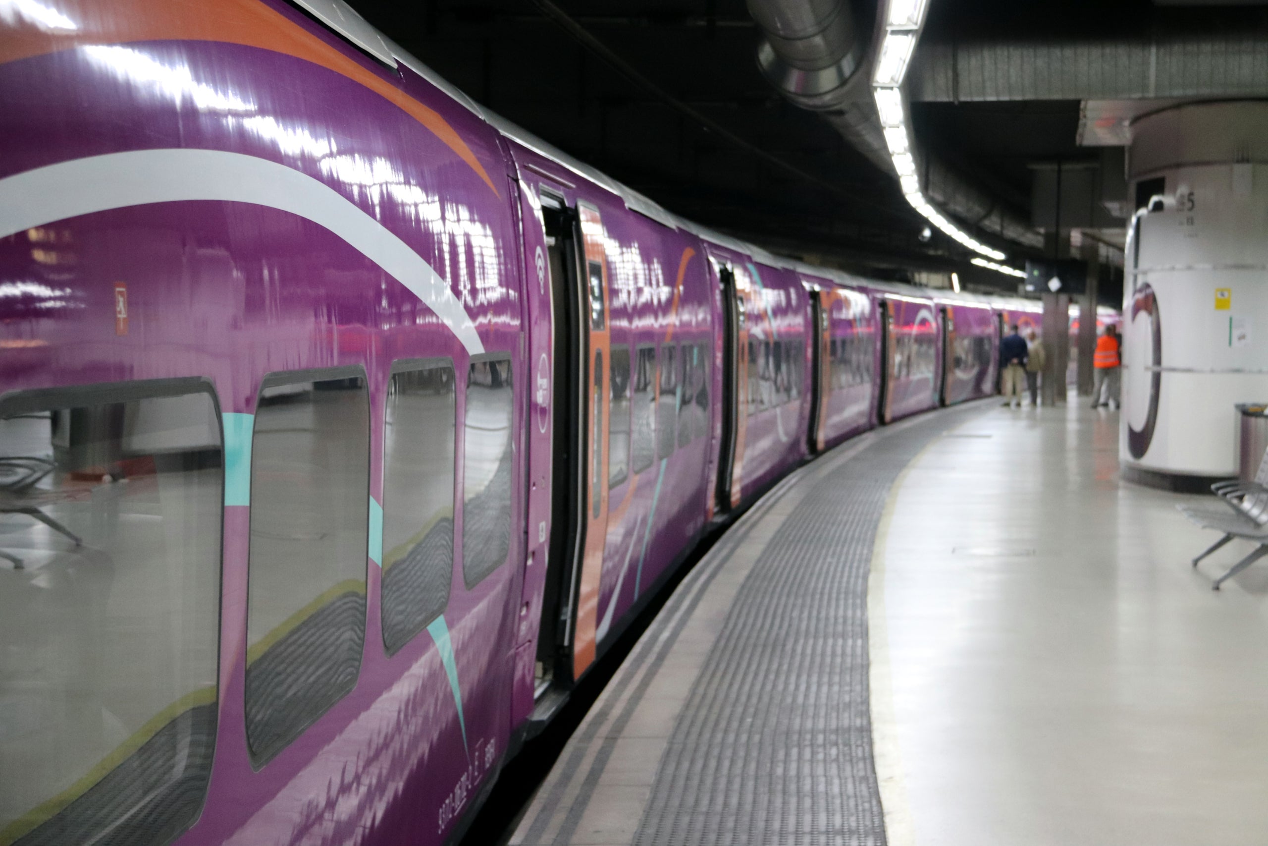Un dels nous trens d'alta velocitat que fa la ruta Barcelona-Madrid / Gerad Escaich (ACN)
