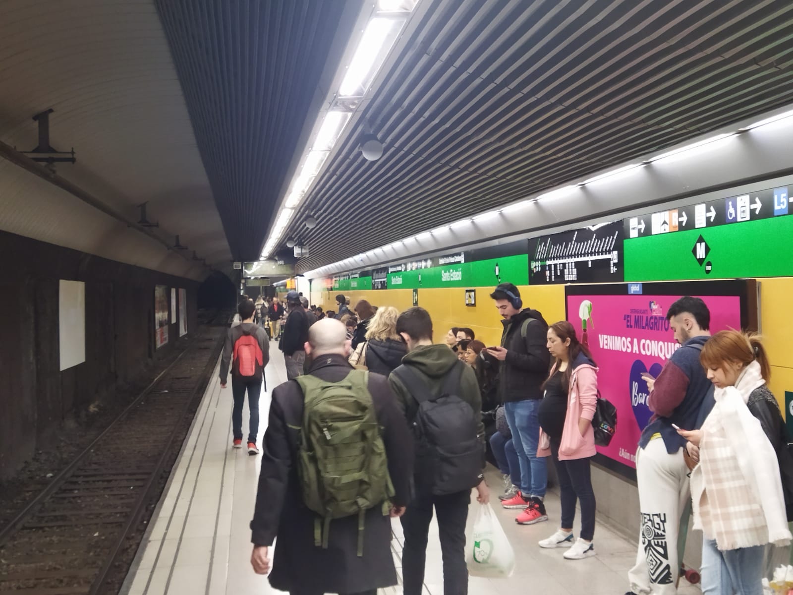 L'andana de Sants Estació de l'L3 / Jordi Subirana
