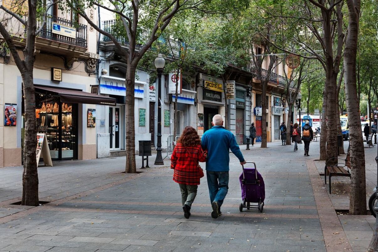 El carrer de Rogent, en l'ull de l'huracà, entra dins la zona més restrictiva | Ajuntament