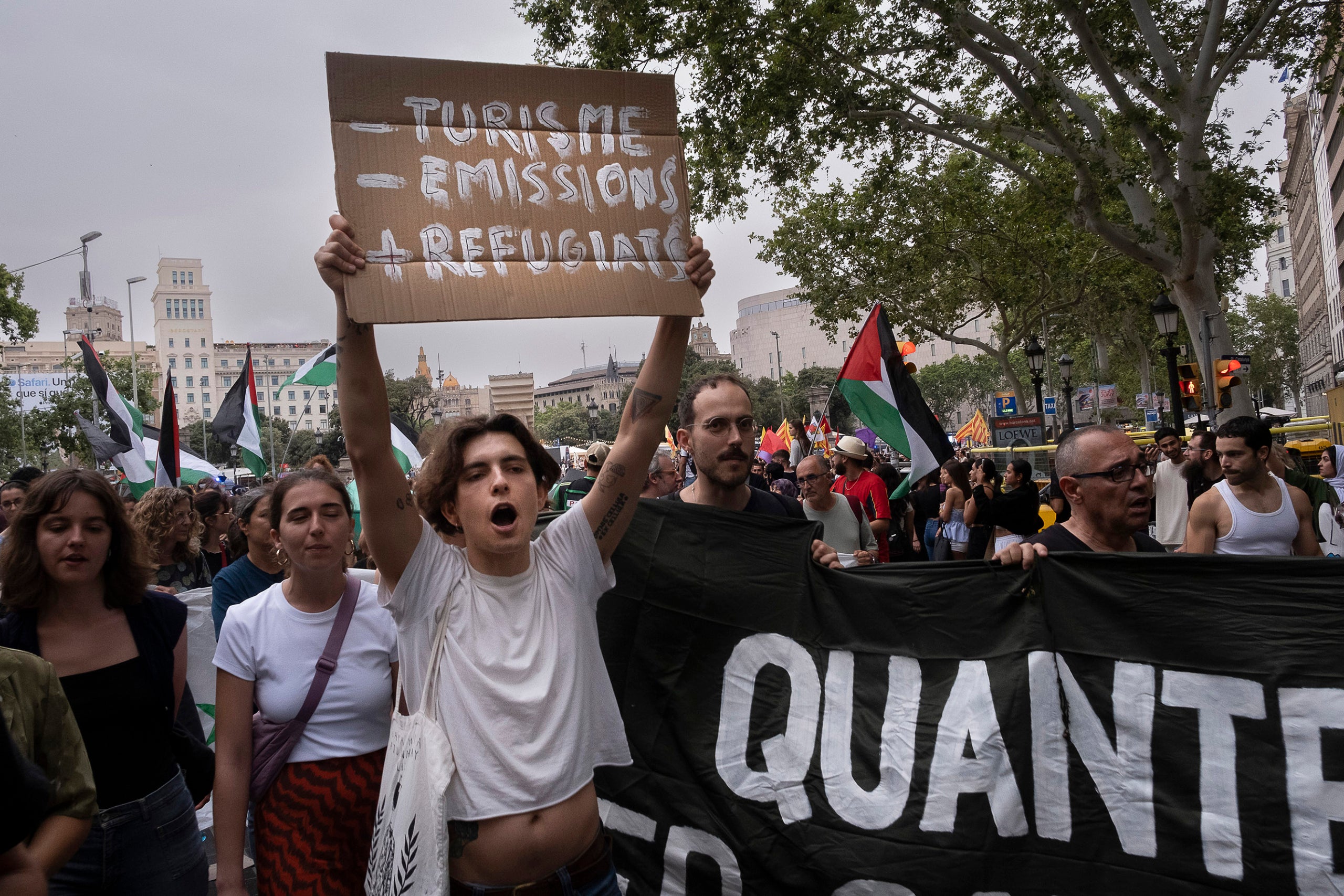 manifestació pro Palestina i contra el turisme al centre de Barcelona.
08.06.2024, Barcelona
foto: Jordi Play