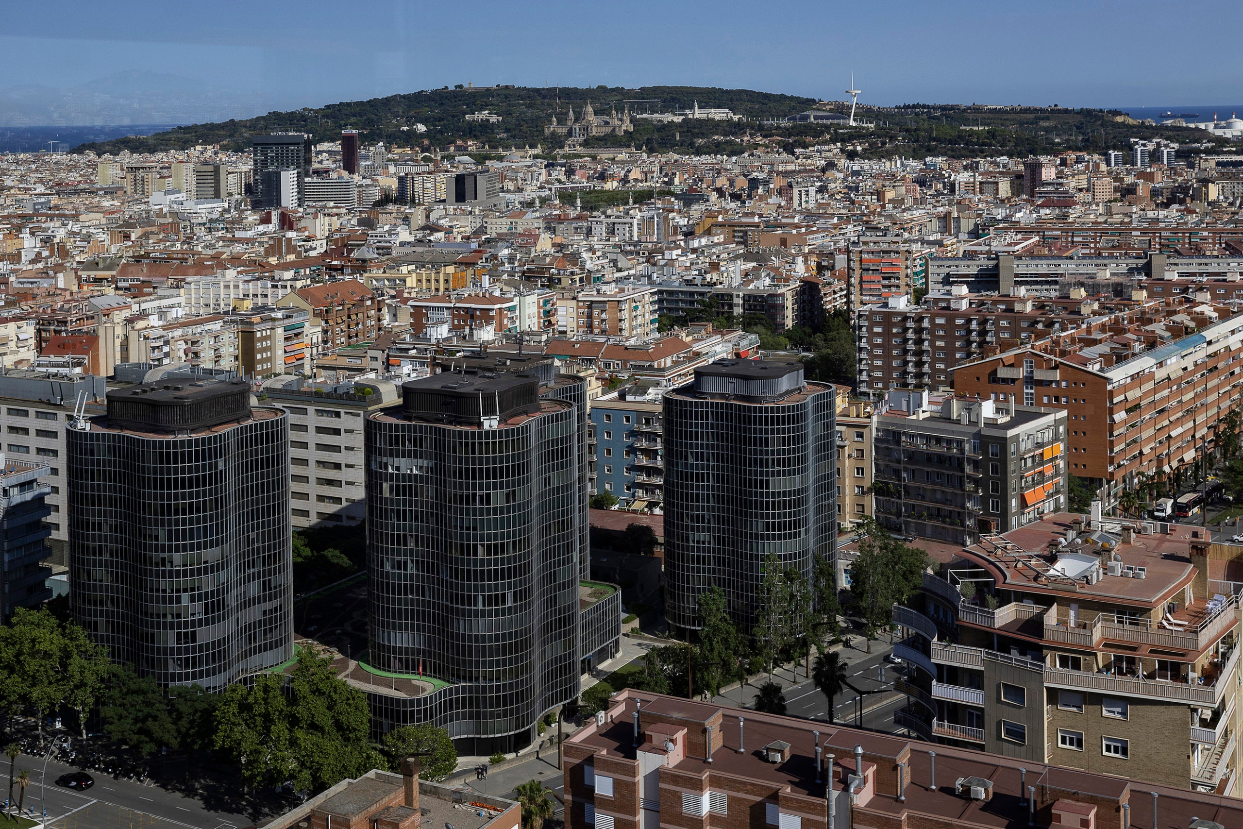 Vista panoràmica de la ciutat de Barcelona. Torres Trade i Montjuïc.
26.06.2024, Barcelona
foto: Jordi Play
