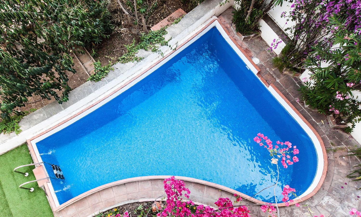 Piscina de la Casa Vilaró dissenyada per l'arquitecte Sixte Illescas / Casa Vilaró